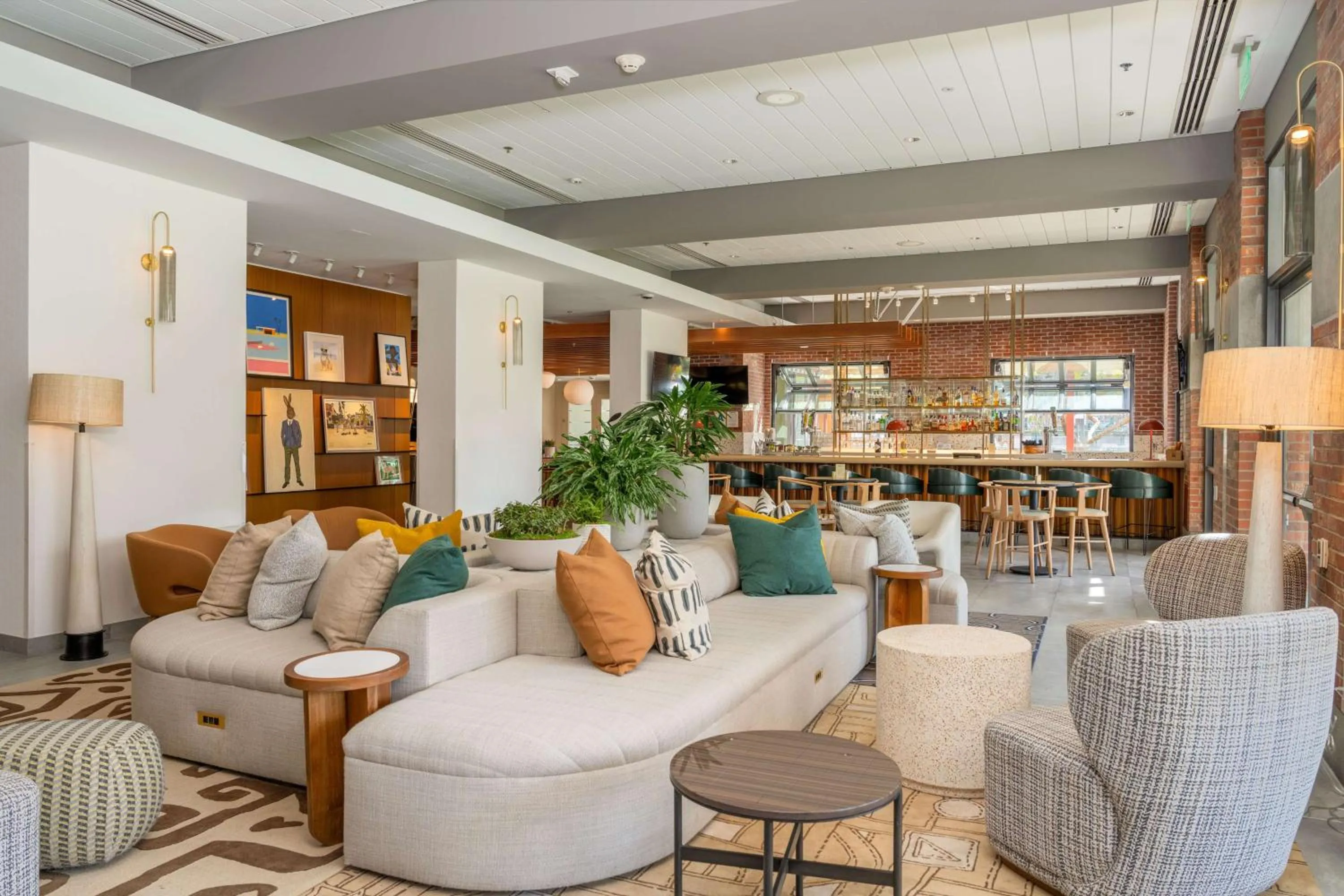 Lounge or bar in Hilton San Diego Gaslamp Quarter