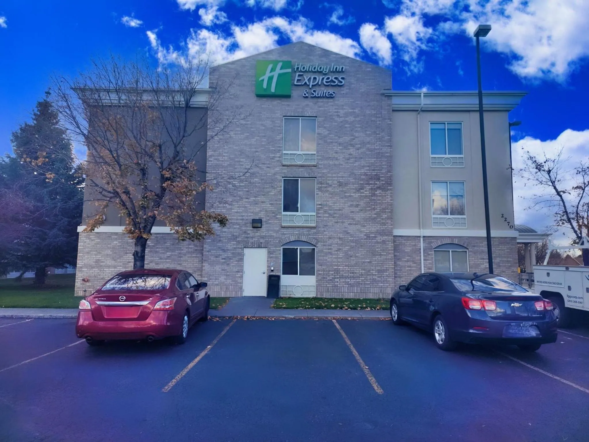 Property building in Holiday Inn Express Hotel & Suites Idaho Falls by IHG