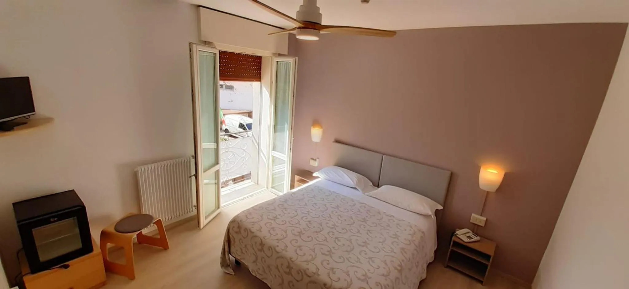 Bedroom, Bed in Albergo Centrale Tarcento