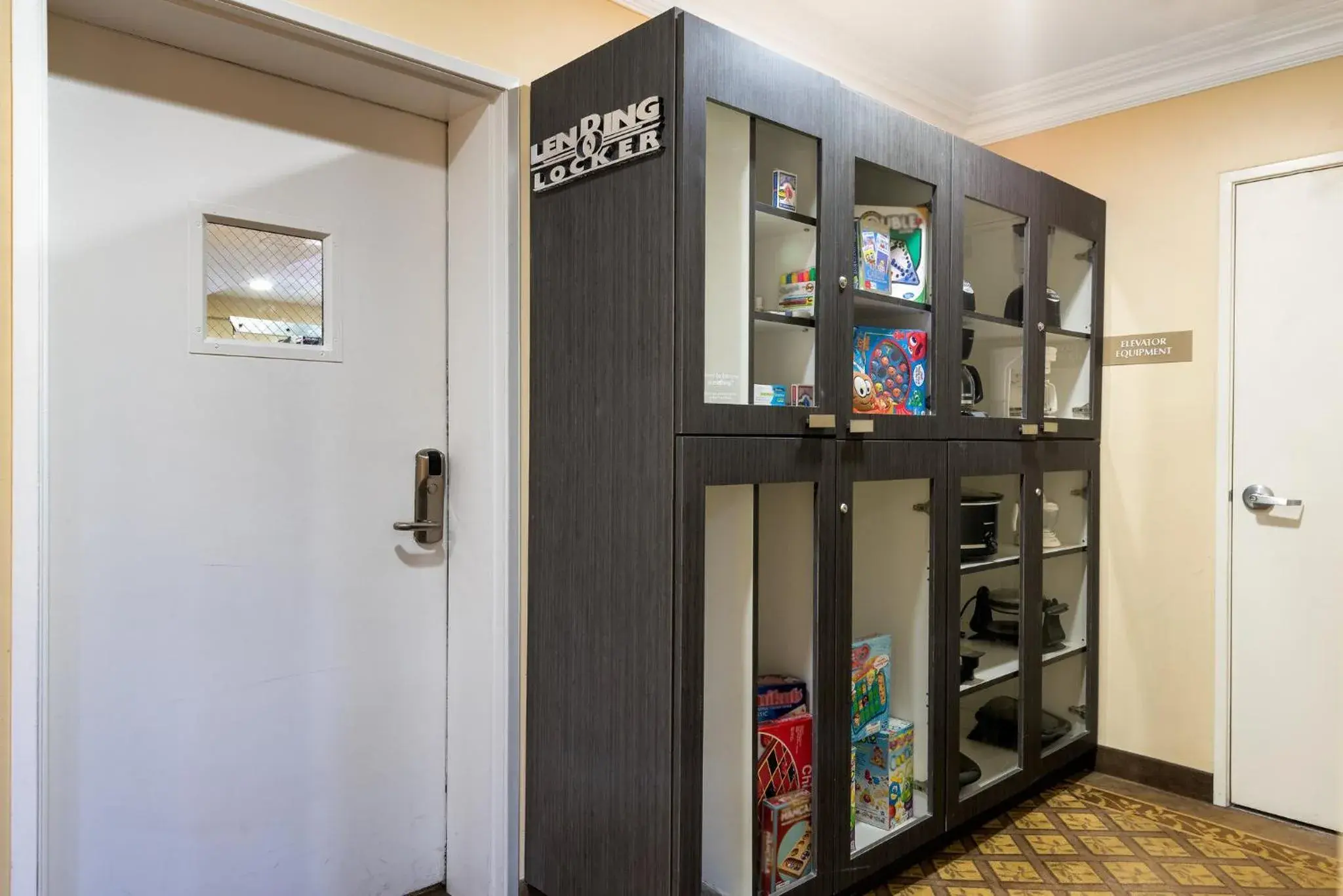 Lobby or reception in Candlewood Suites LAX Hawthorne by IHG Lobby or reception in Candlewood Suites LAX Hawthorne by IHG