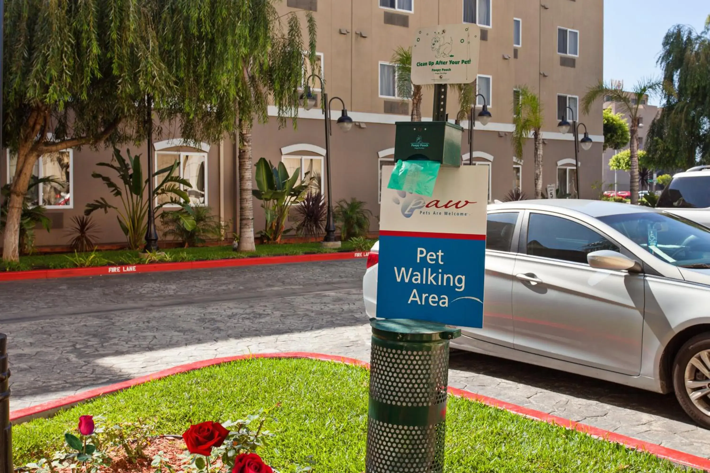 Lobby or reception in Candlewood Suites LAX Hawthorne by IHG Lobby or reception in Candlewood Suites LAX Hawthorne by IHG