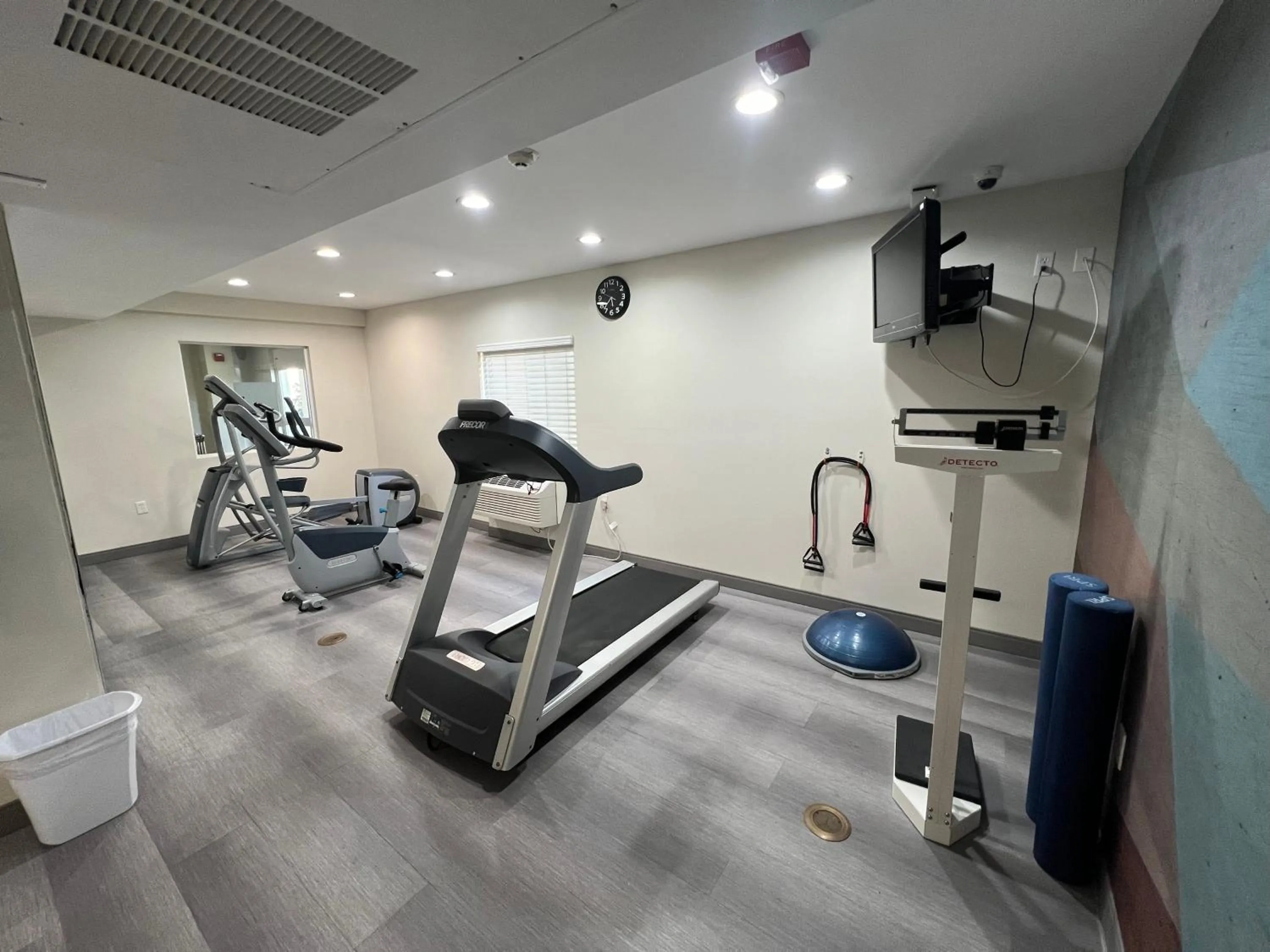 Fitness centre/facilities in Candlewood Suites LAX Hawthorne by IHG
