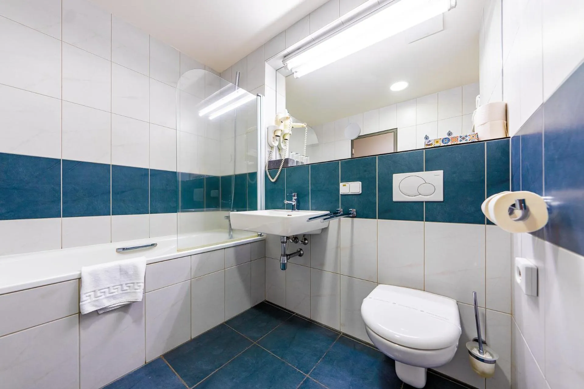 Bathroom in Hotel SKI