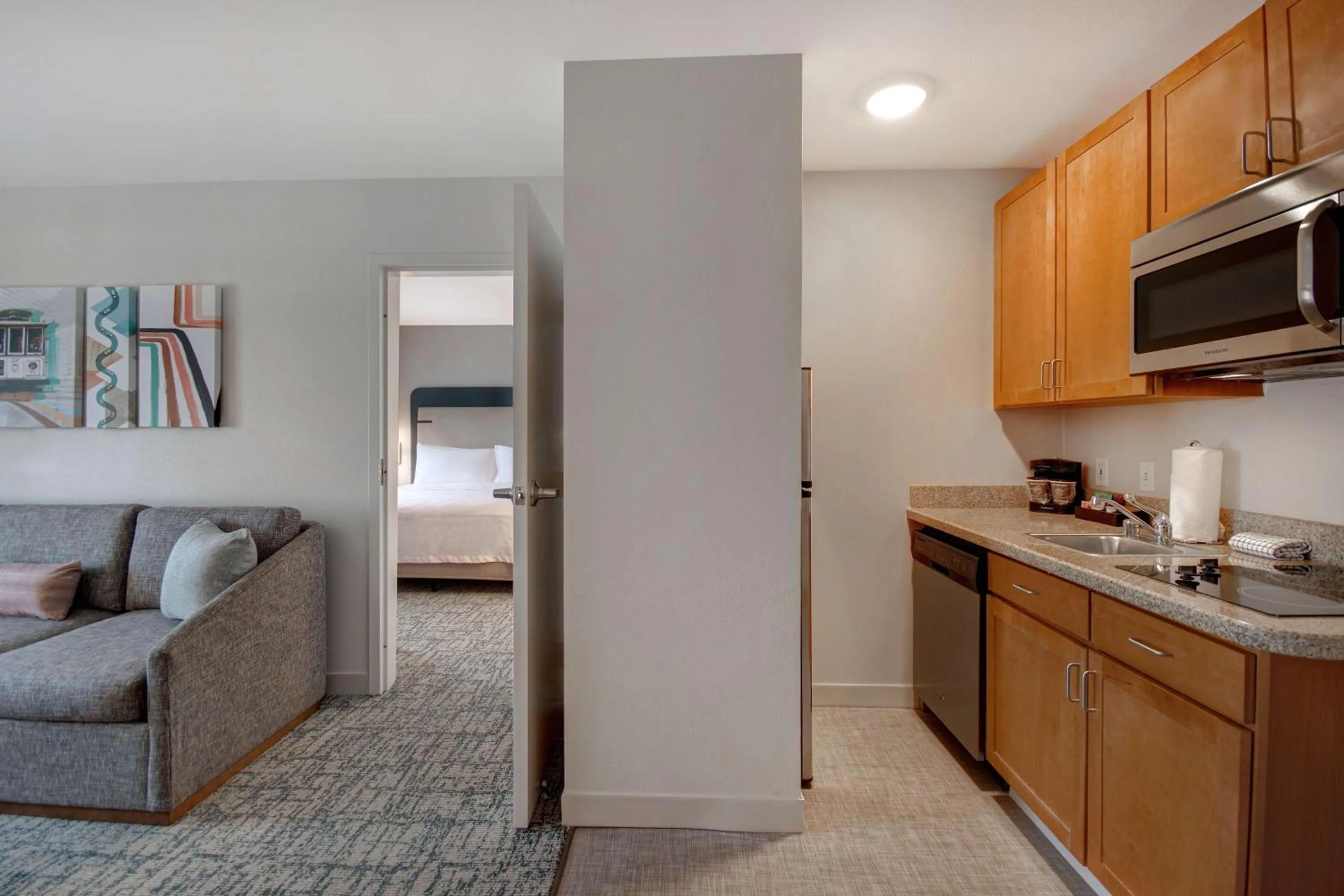 Kitchen or kitchenette in Homewood Suites by Hilton San Francisco Airport North California