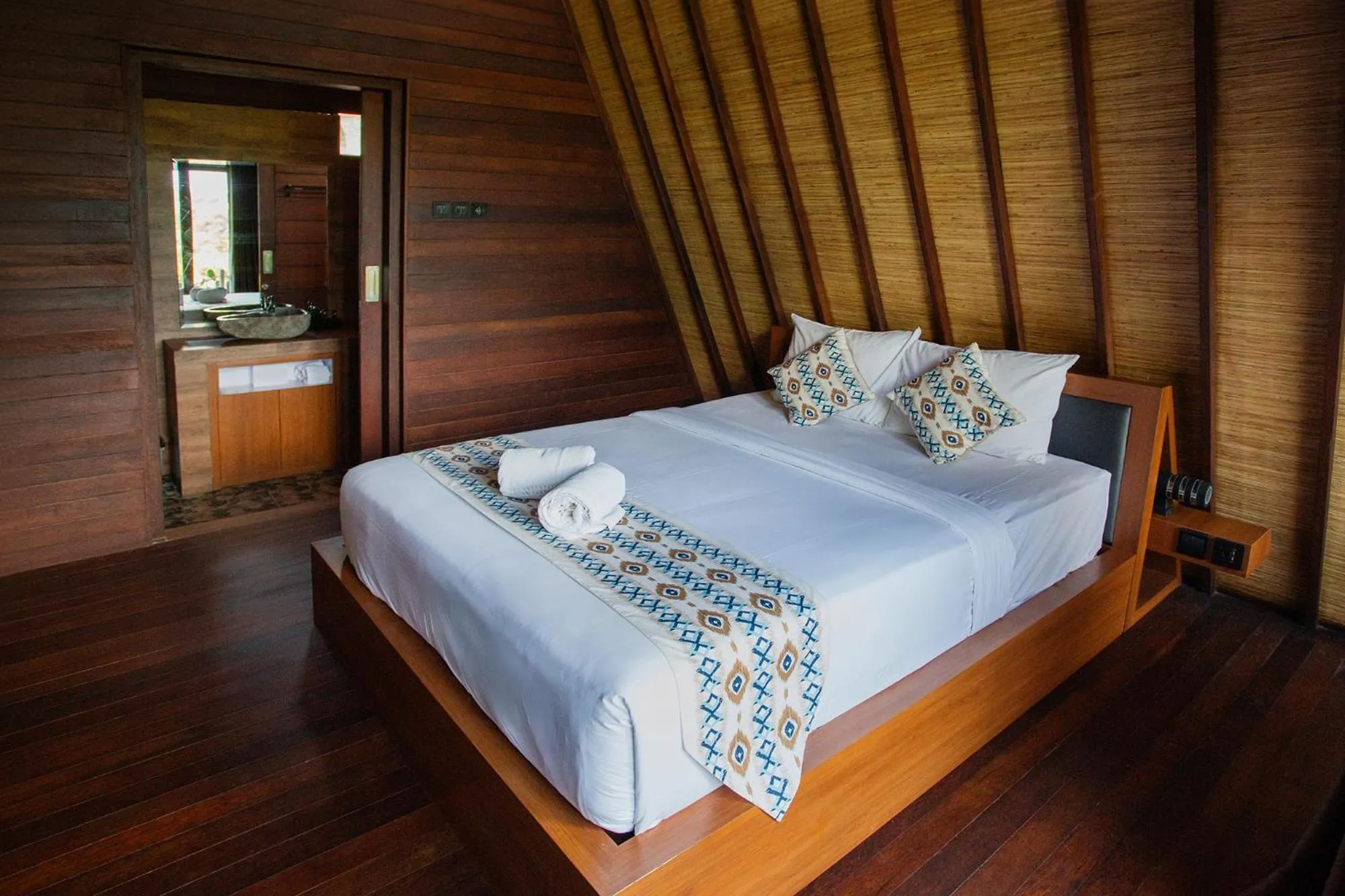 Bedroom, Bed in Batan Sabo & Co