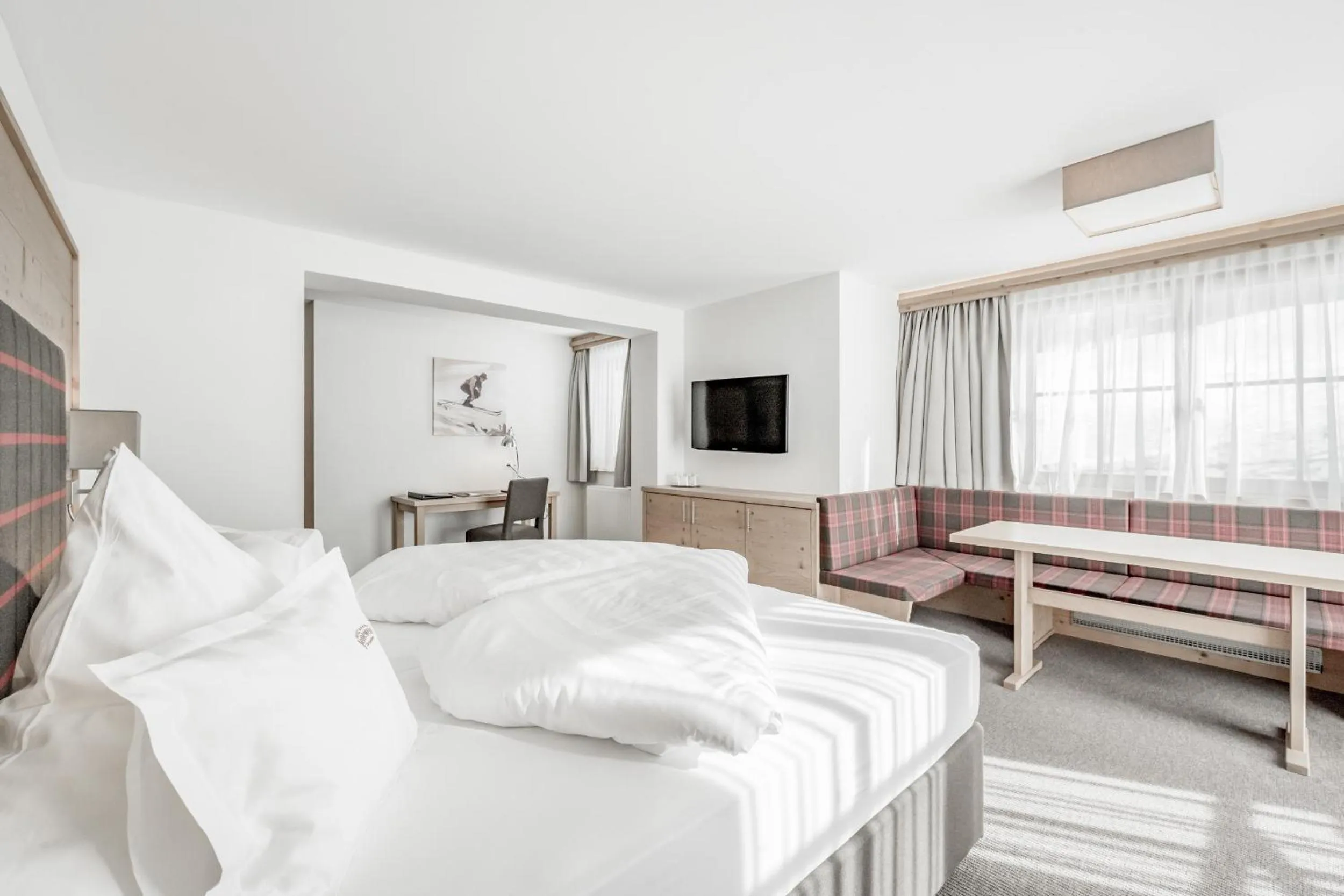 Bedroom, Bed in Hotel Jenewein