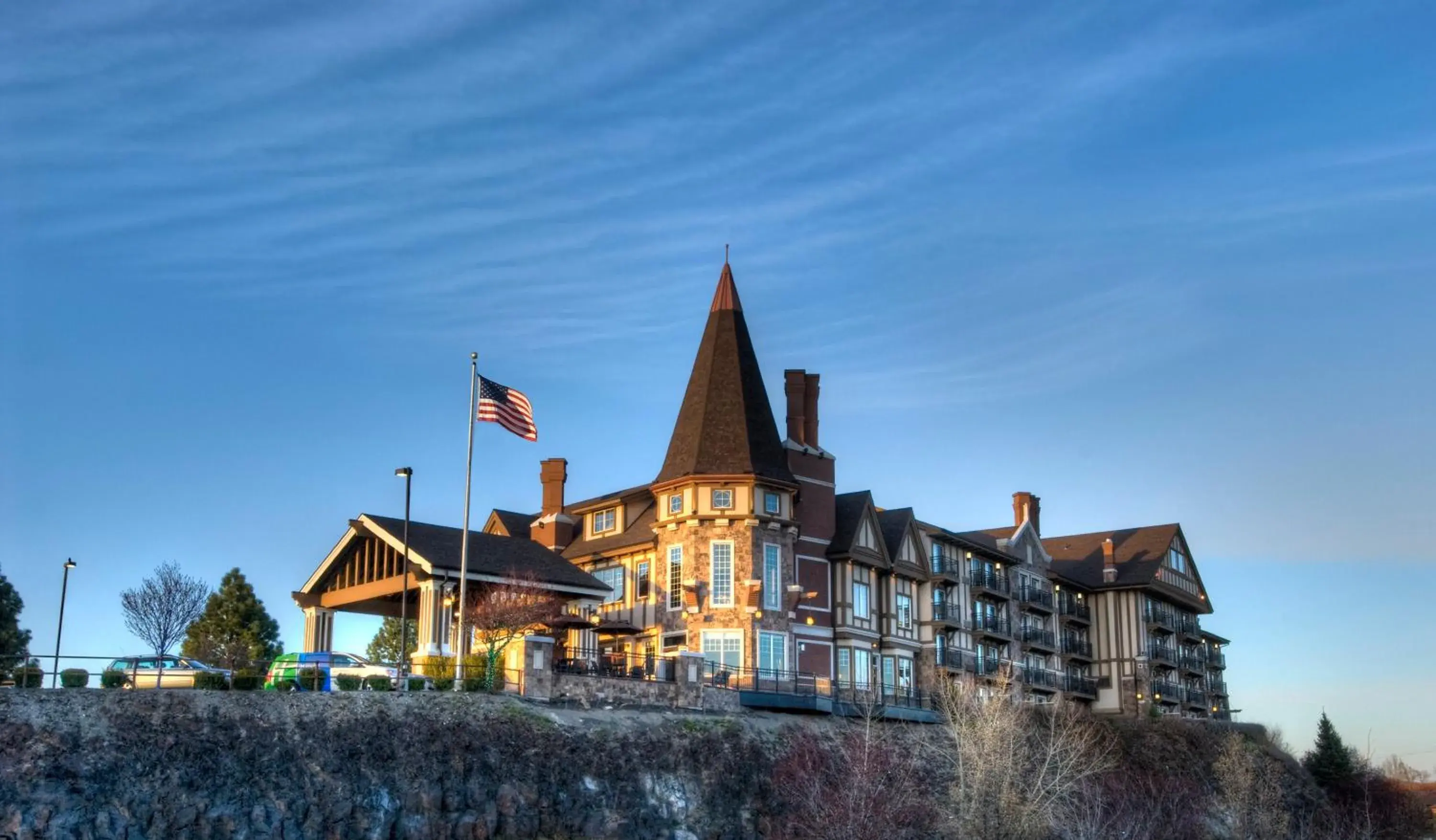 Property building in Holiday Inn Express Spokane-Downtown by IHG Property building in Holiday Inn Express Spokane-Downtown by IHG