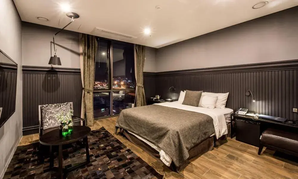 Bed in Hotel The May Bed in Hotel The May