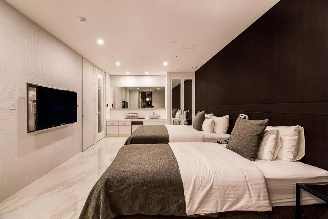 Bed in Hotel The May Bed in Hotel The May