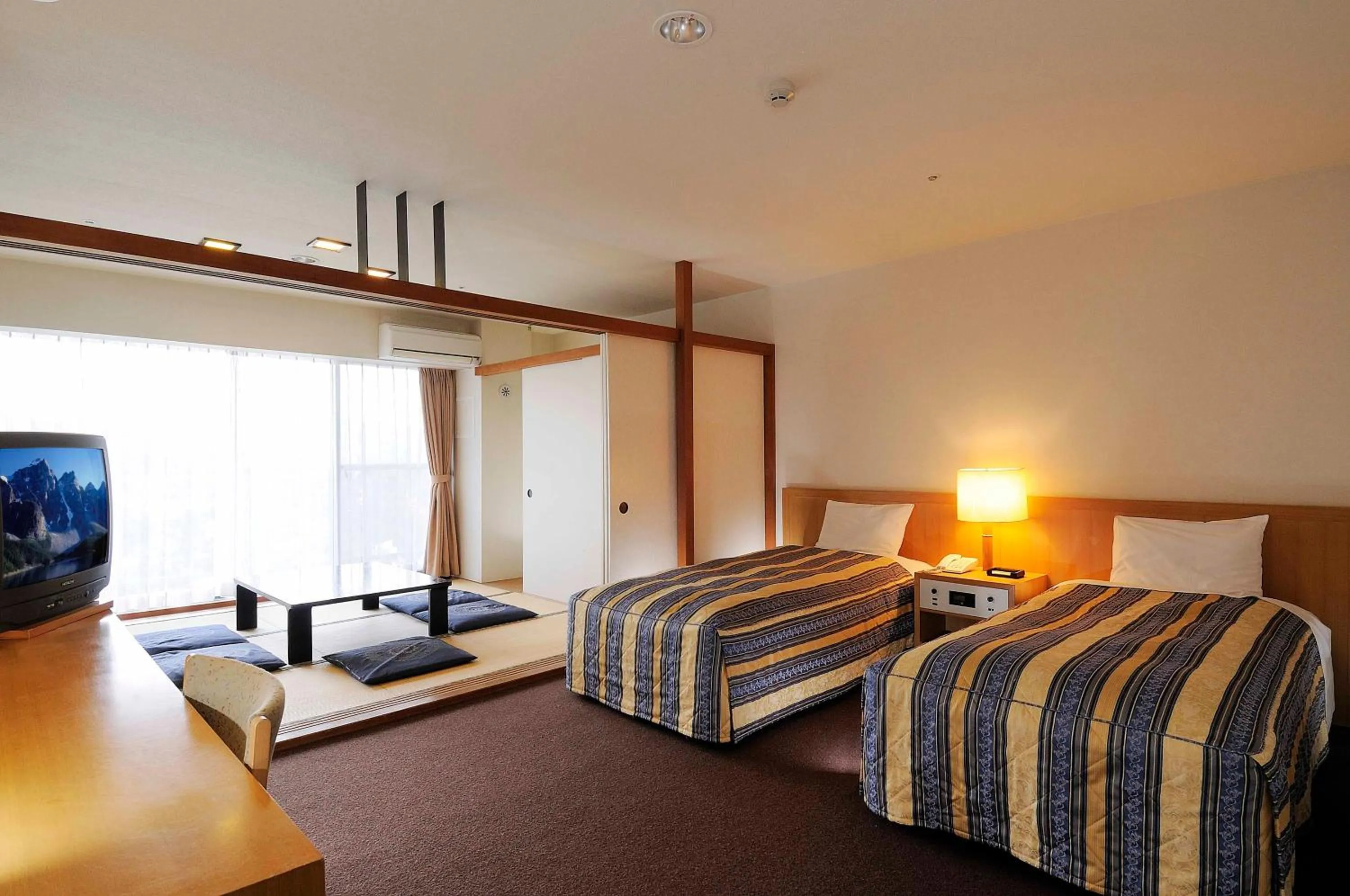 Bed in Wisterian Life Club Usami