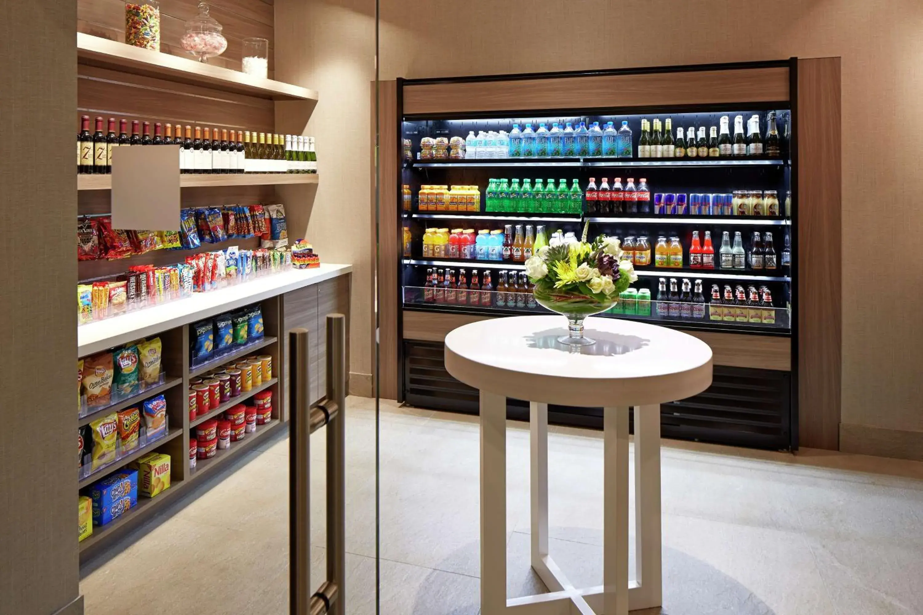 Restaurant/places to eat in Hilton San Diego Mission Valley Restaurant/places to eat in Hilton San Diego Mission Valley