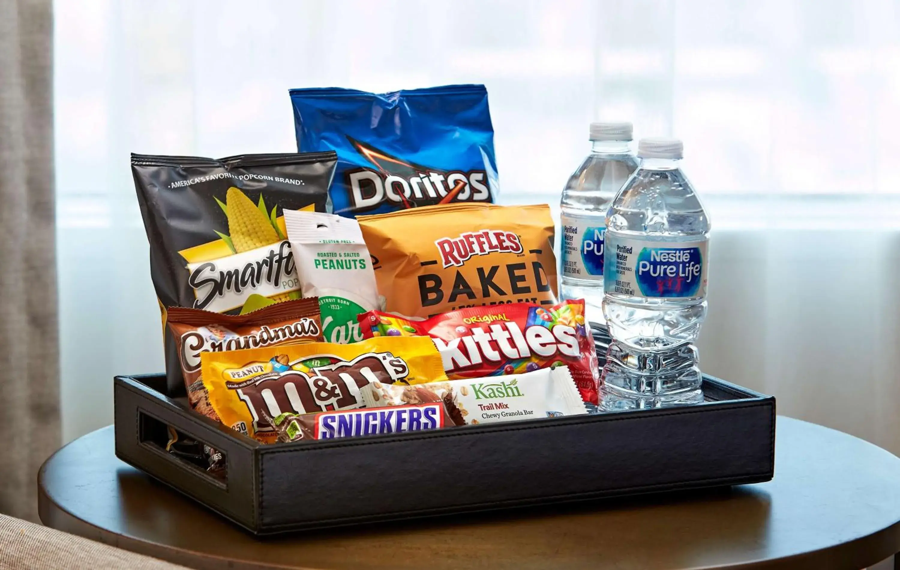 Photo of the whole room in Hilton San Diego Mission Valley Photo of the whole room in Hilton San Diego Mission Valley