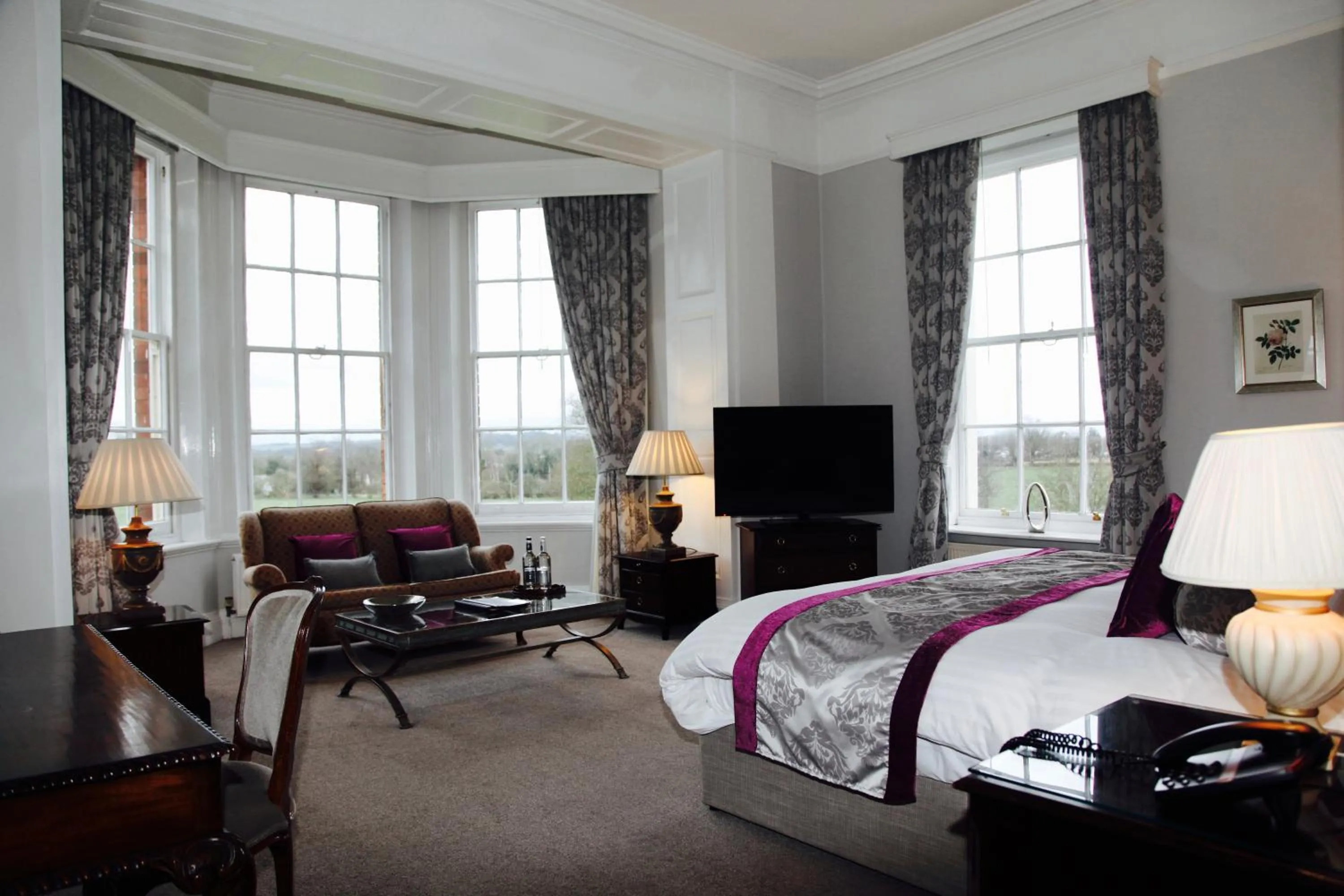 Photo of the whole room, Bed in Dovecliff Hall Hotel