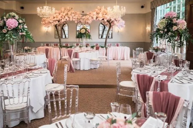 Restaurant/places to eat in Dovecliff Hall Hotel