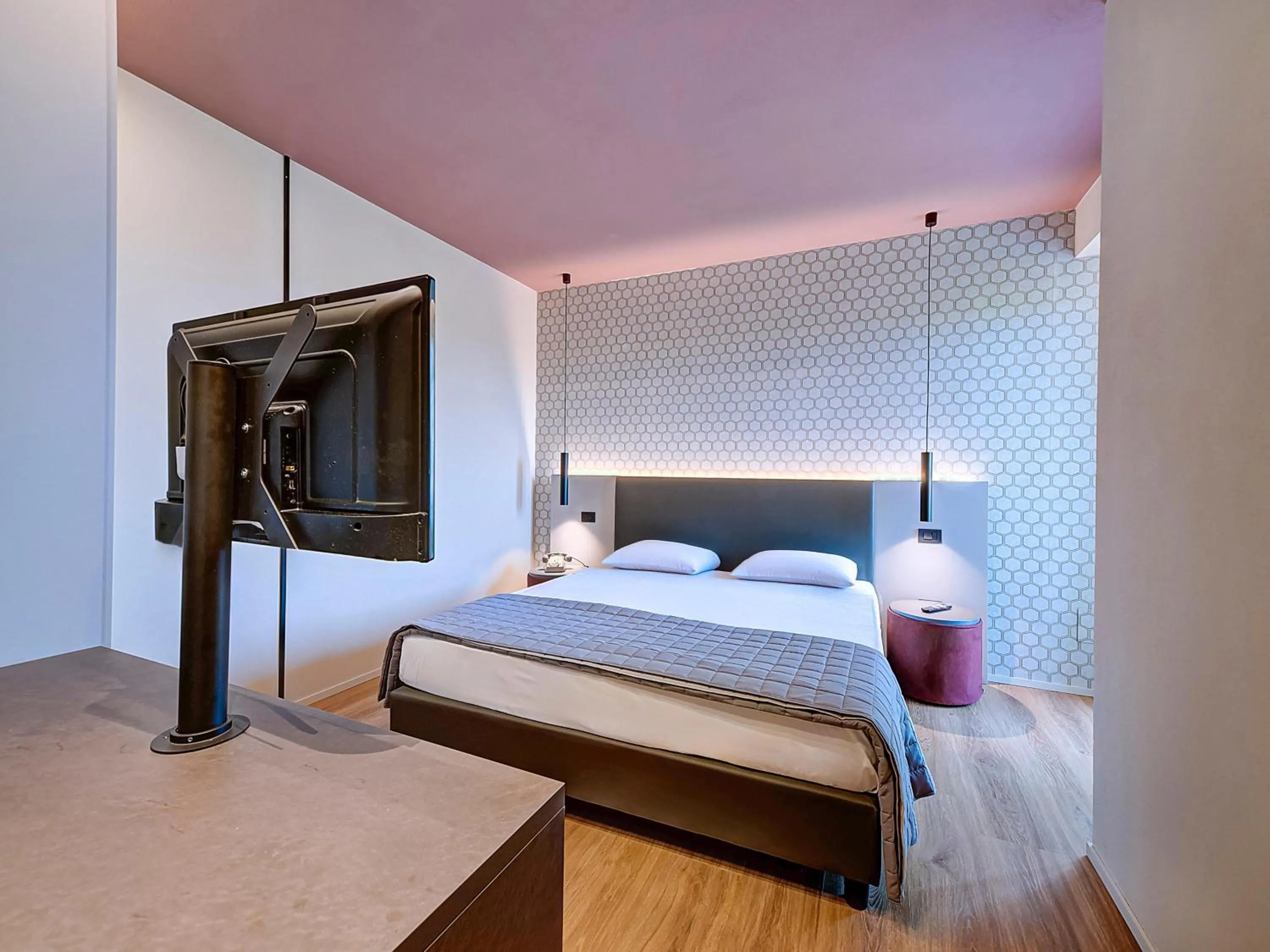 Bed in Hotel Excelsior