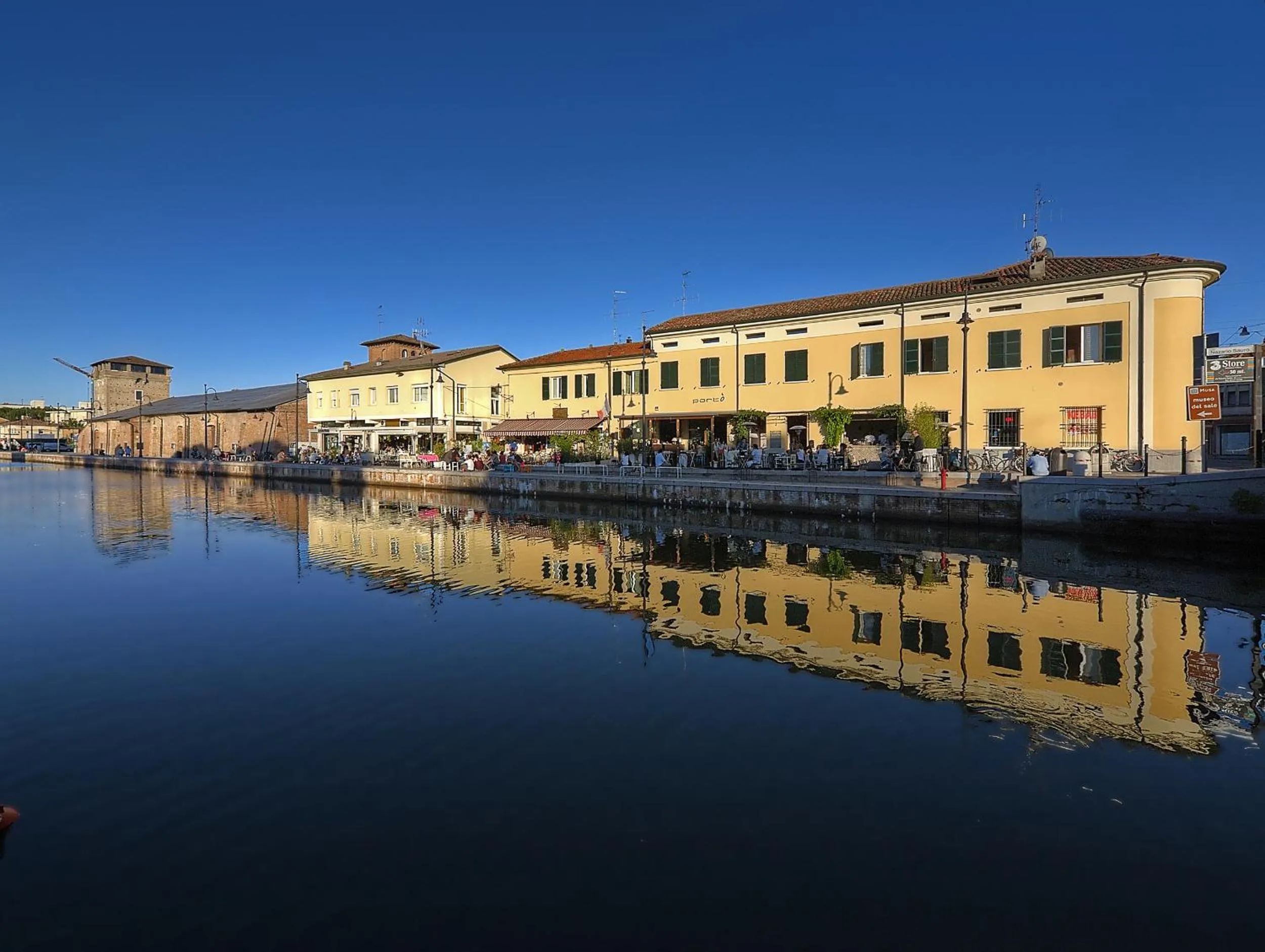 Spring in Hotel Excelsior