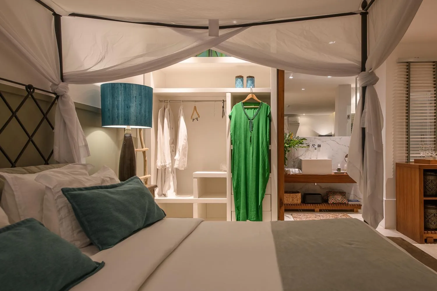 Photo of the whole room, Bed in Vila deste Hotel