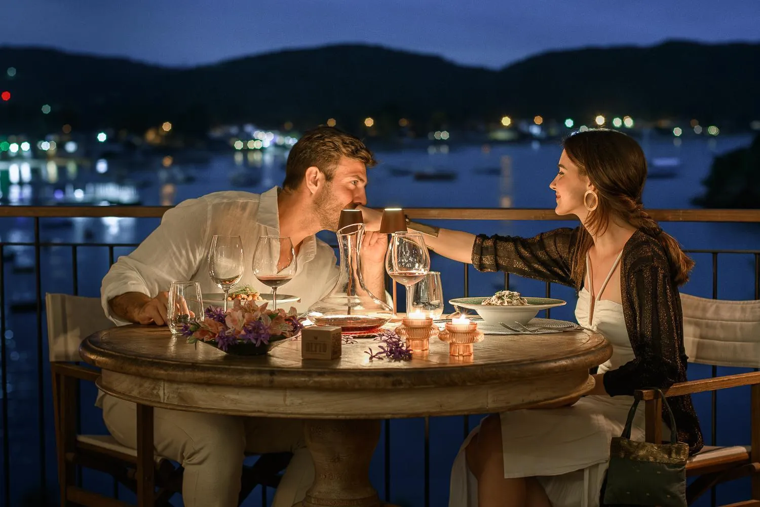 Restaurant/places to eat in Vila deste Hotel