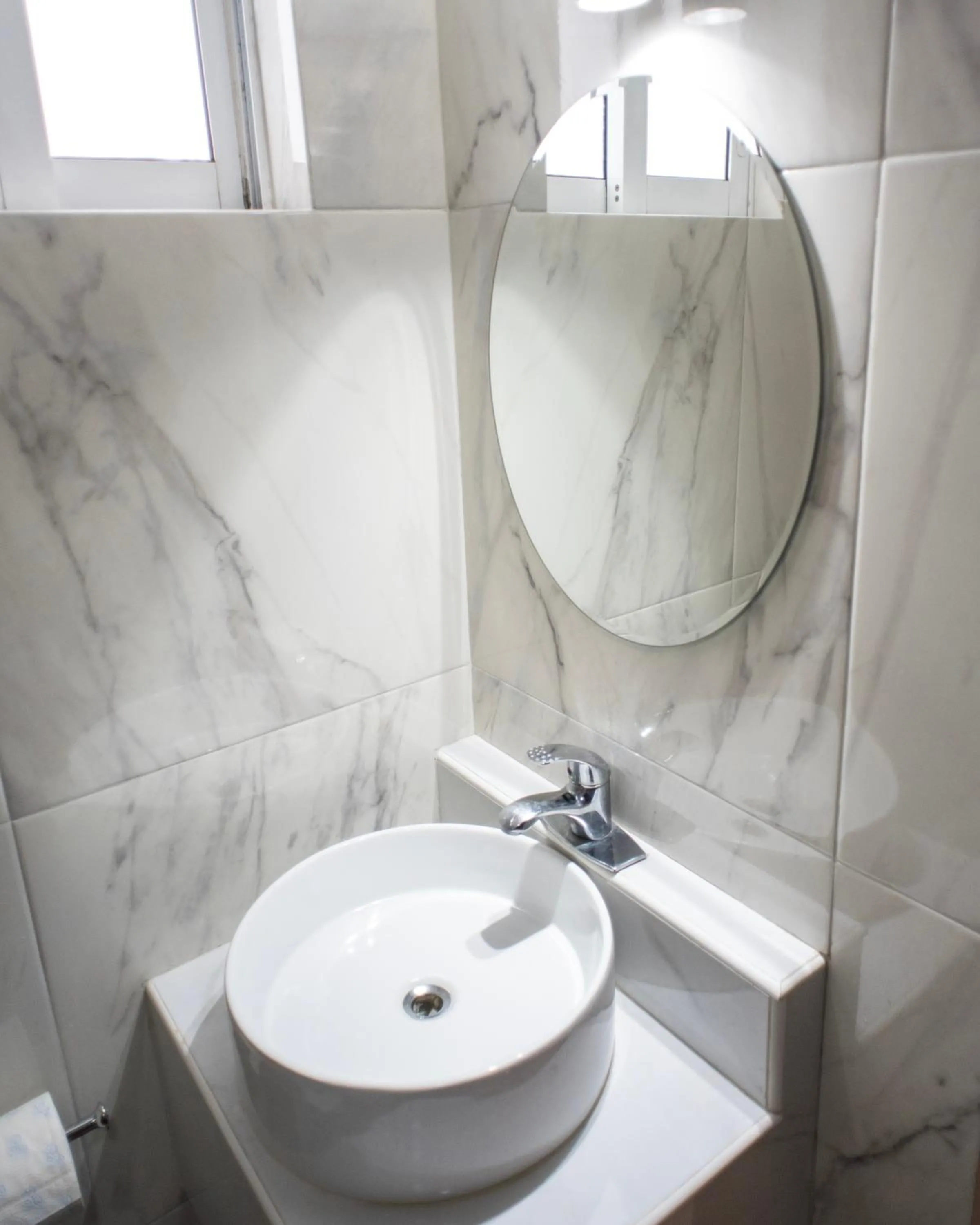 Bathroom in Hotel Atenas