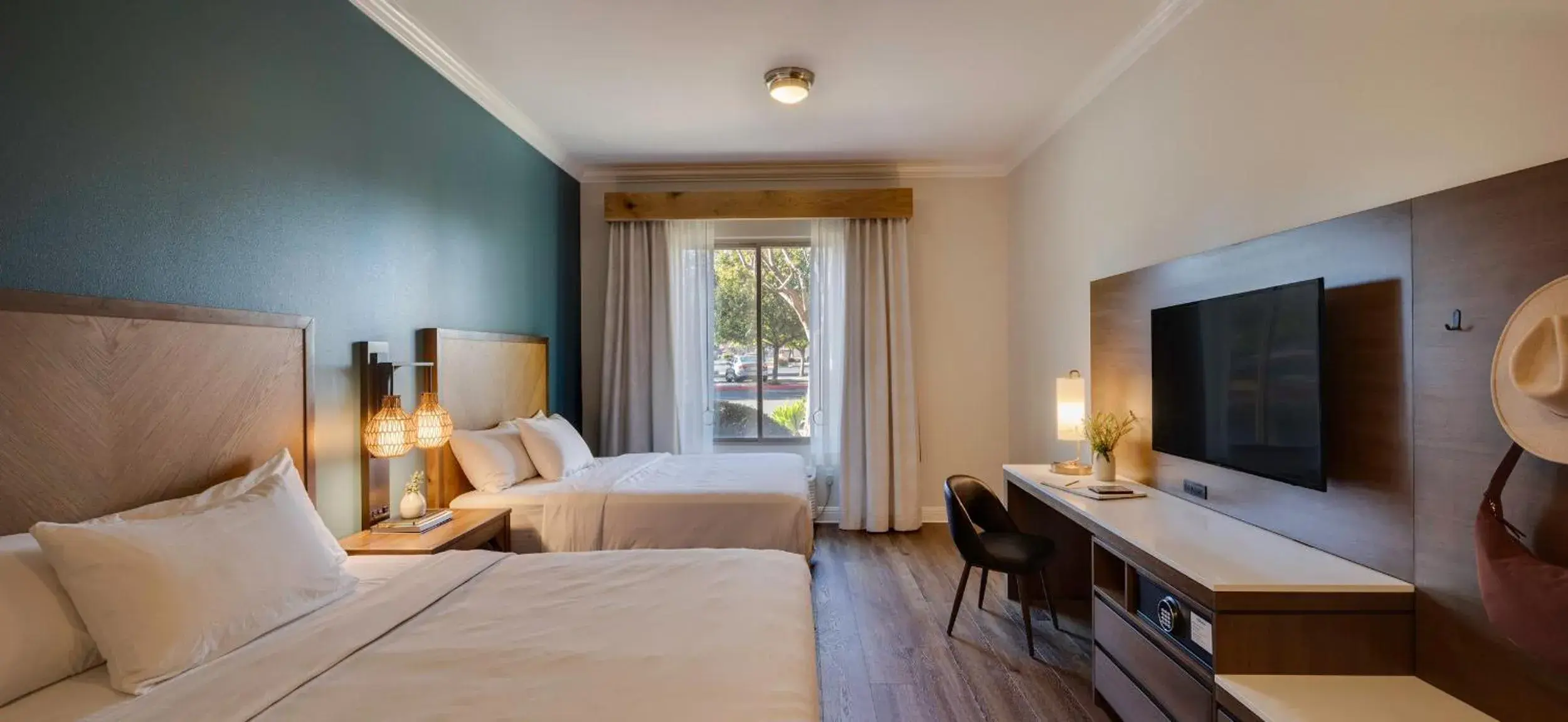 Photo of the whole room, Bed in Ayres Hotel Chino Hills Ontario Photo of the whole room, Bed in Ayres Hotel Chino Hills Ontario