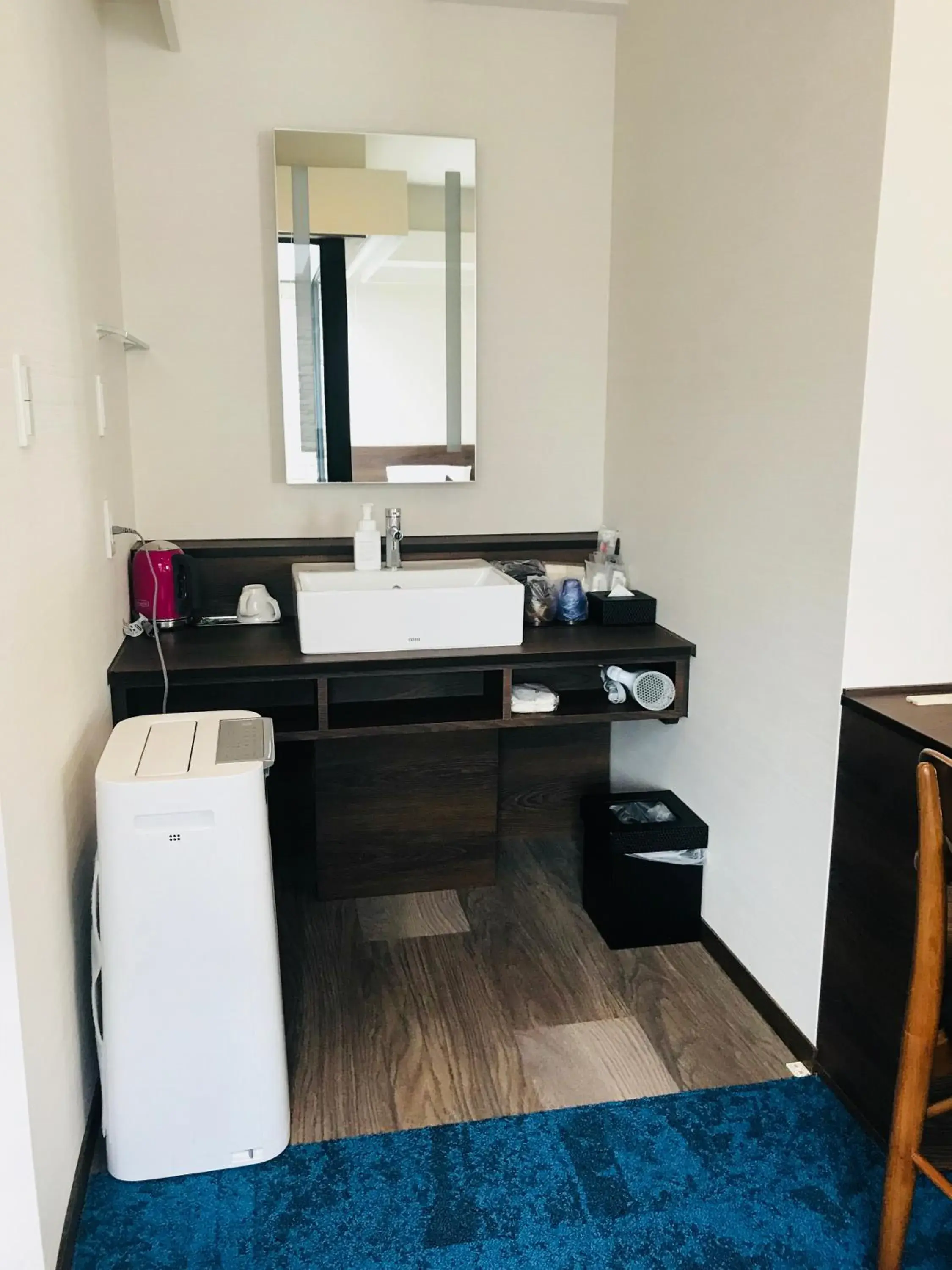 Photo of the whole room in Hotel Emit Ueno Photo of the whole room in Hotel Emit Ueno