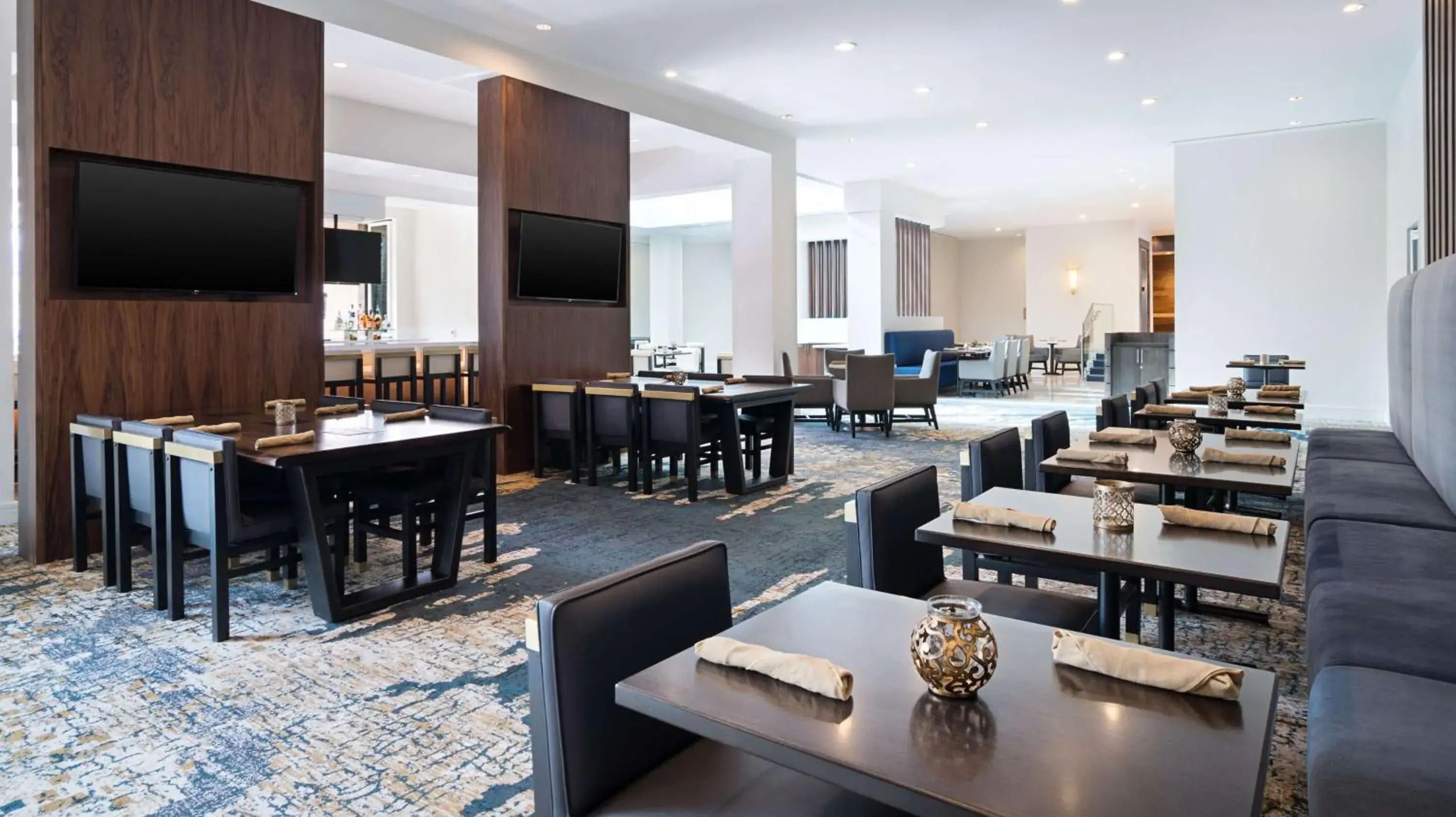 Restaurant/places to eat in DoubleTree by Hilton San Diego Del Mar Restaurant/places to eat in DoubleTree by Hilton San Diego Del Mar