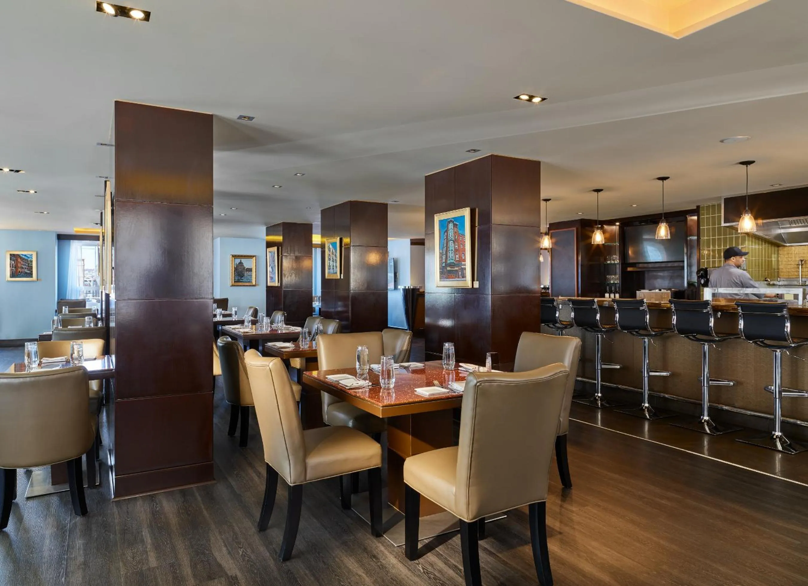 Restaurant/places to eat in Battery Wharf Hotel, Boston Waterfront