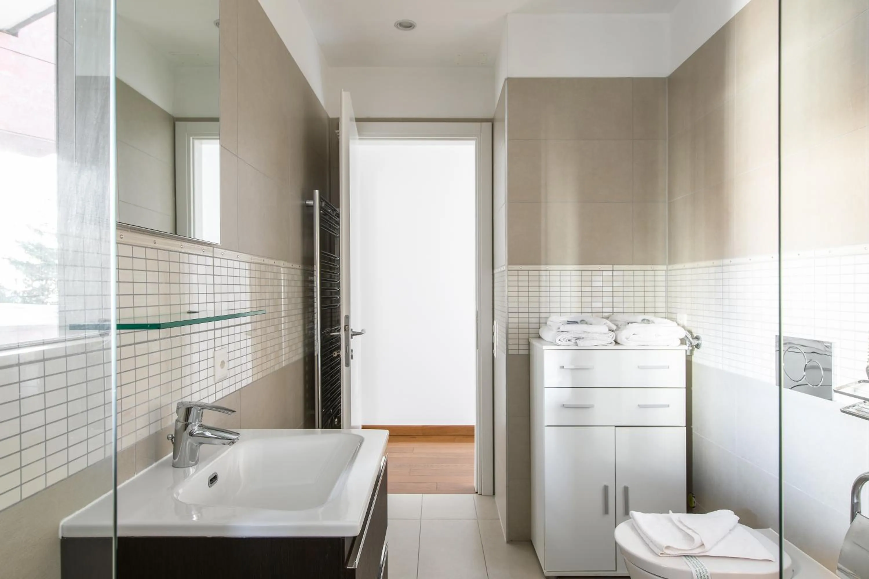 Bathroom in Roggia Apartments by Quokka 360 - central flats with parking space