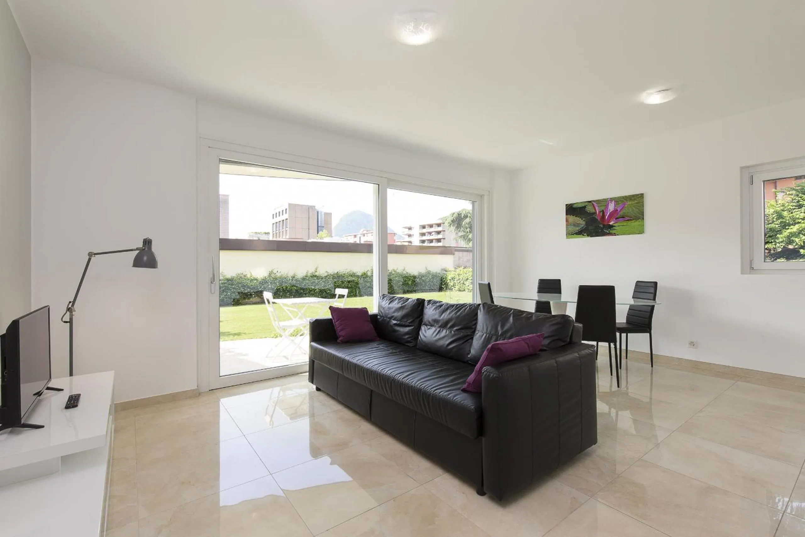 Garden in Roggia Apartments by Quokka 360 - central flats with parking space