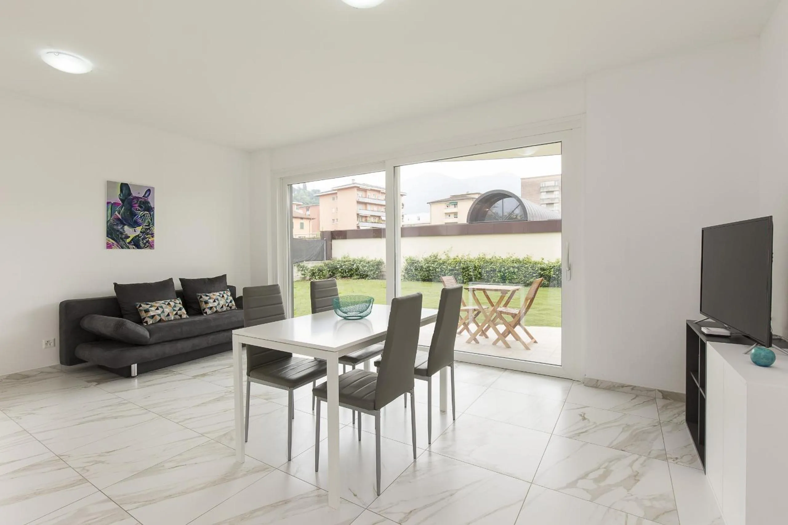 Roggia Apartments by Quokka 360 - central flats with parking space