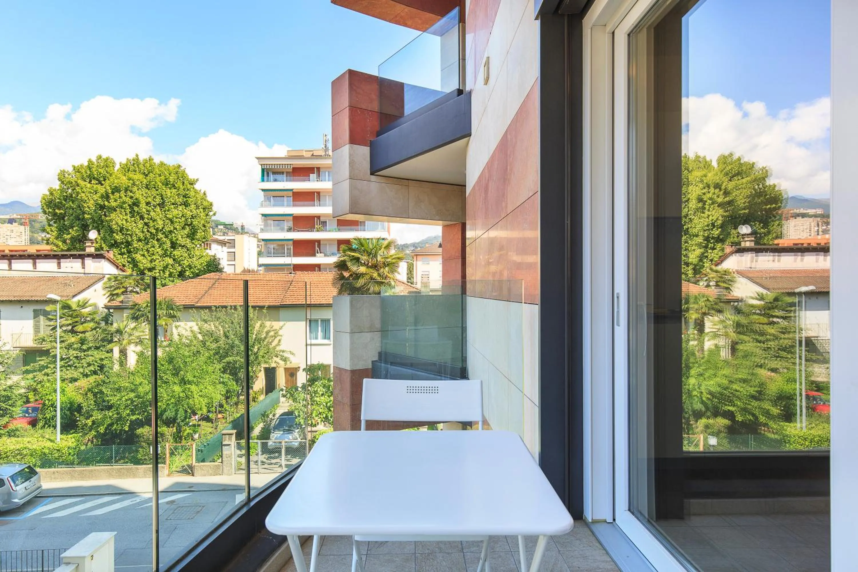 Roggia Apartments by Quokka 360 - central flats with parking space