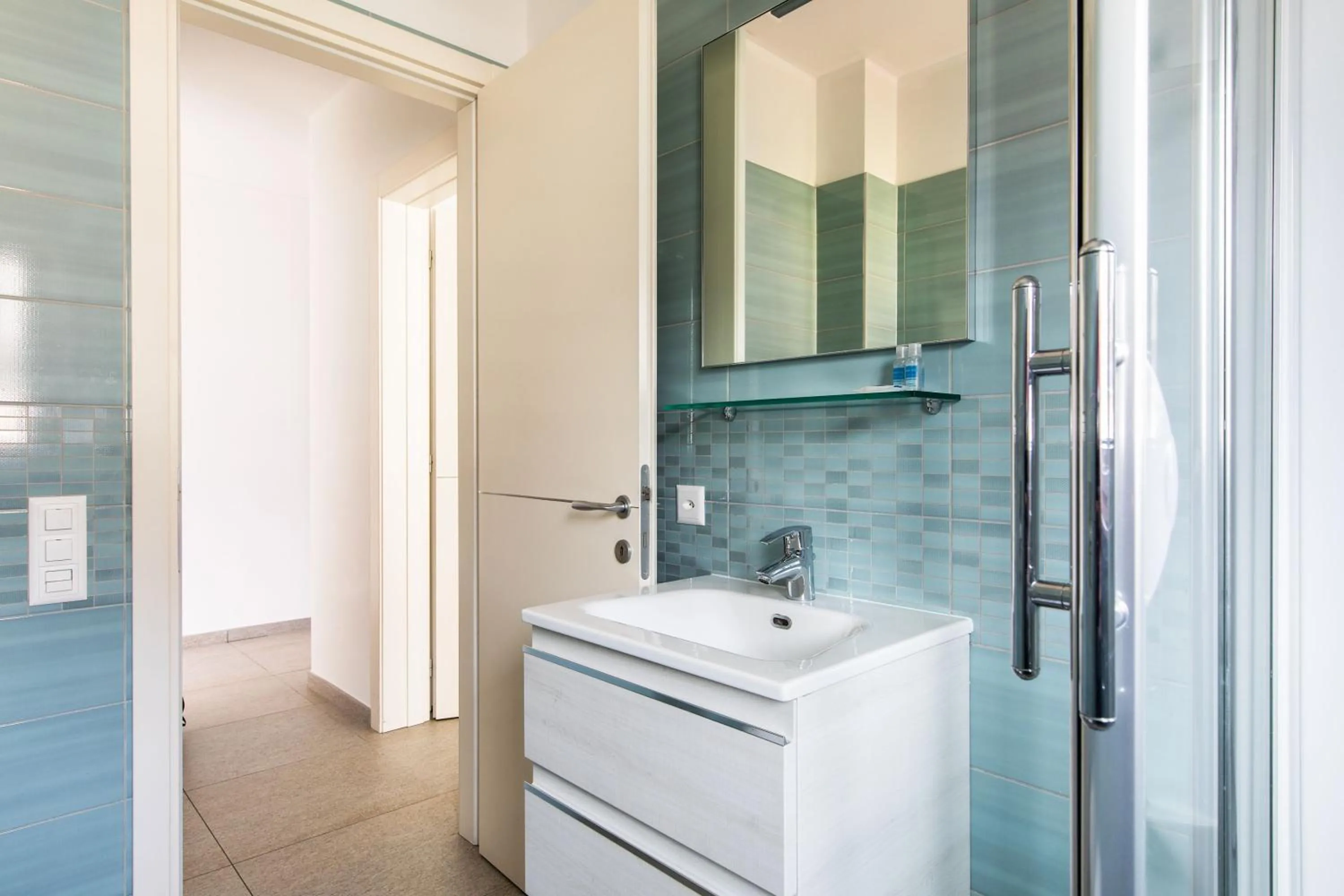 Bathroom in Roggia Apartments by Quokka 360 - central flats with parking space