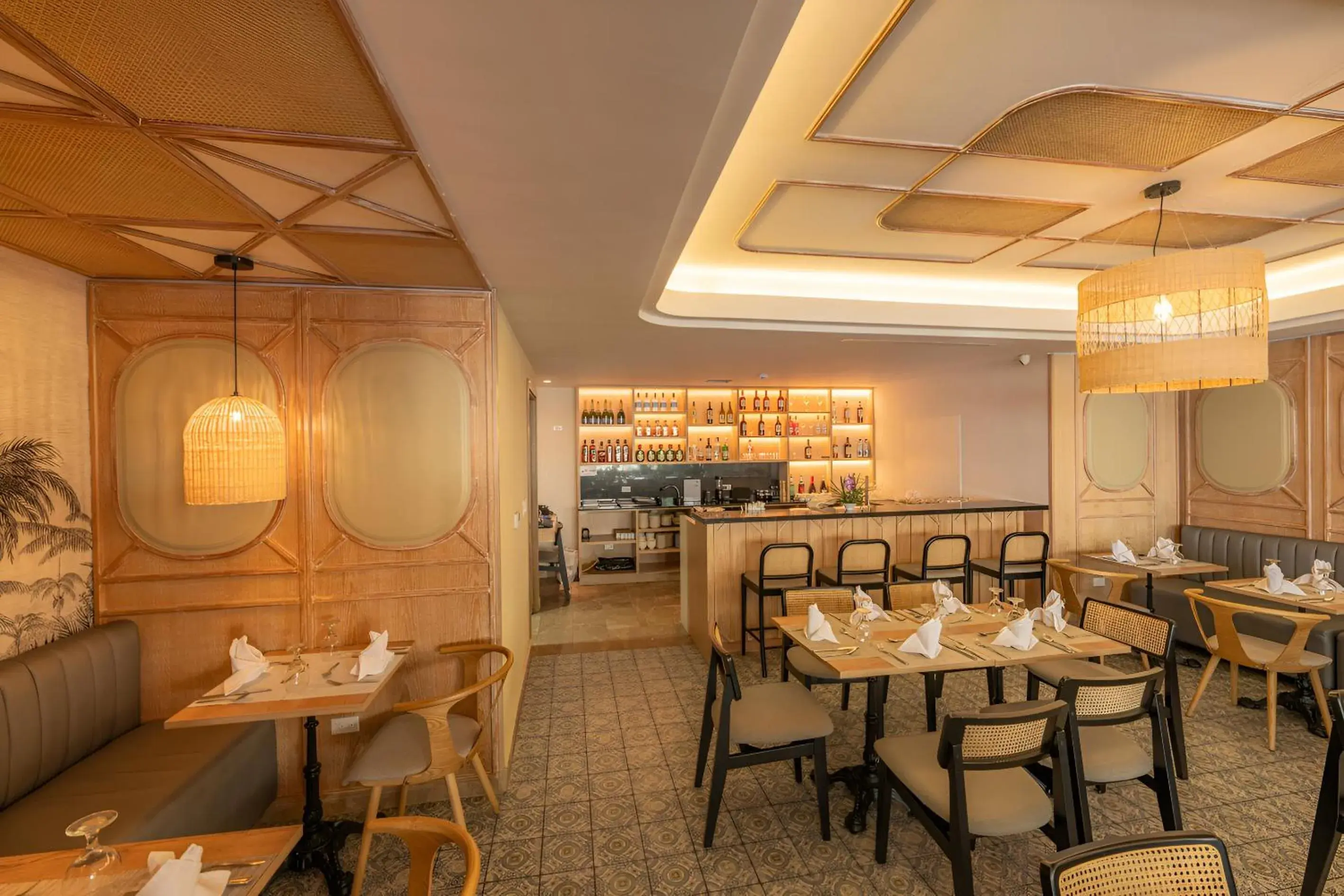 Restaurant/places to eat in Hotel Faranda Express Soloy and Casino, a member of Radisson Individuals Restaurant/places to eat in Hotel Faranda Express Soloy and Casino, a member of Radisson Individuals