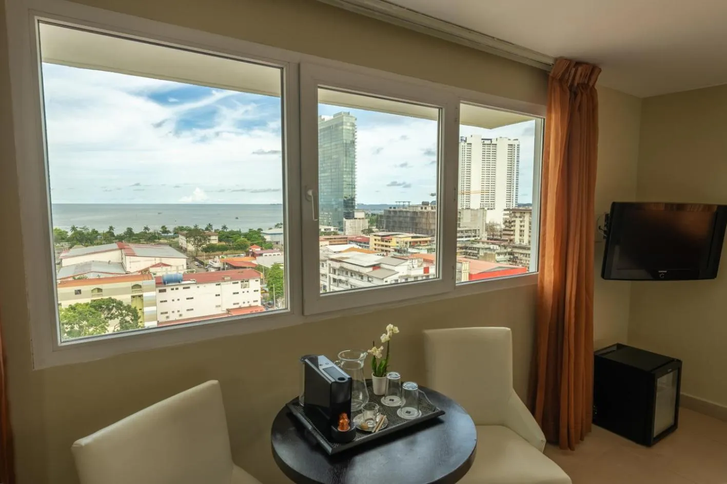 City view in Hotel Faranda Express Soloy and Casino, a member of Radisson Individuals