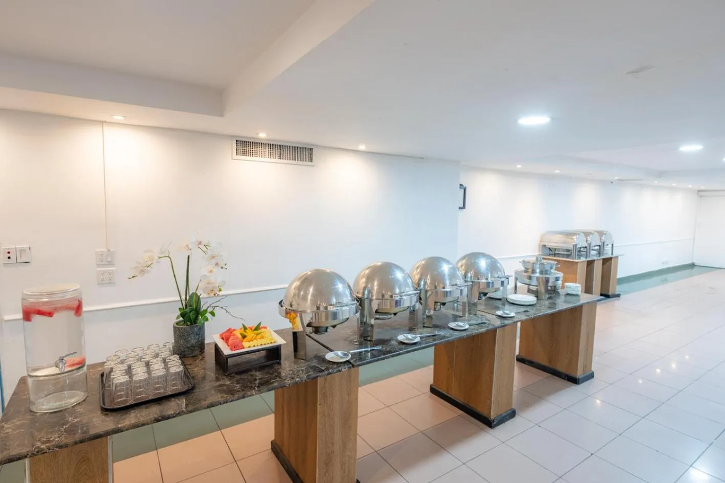 Banquet/Function facilities in Hotel Faranda Express Soloy and Casino, a member of Radisson Individuals