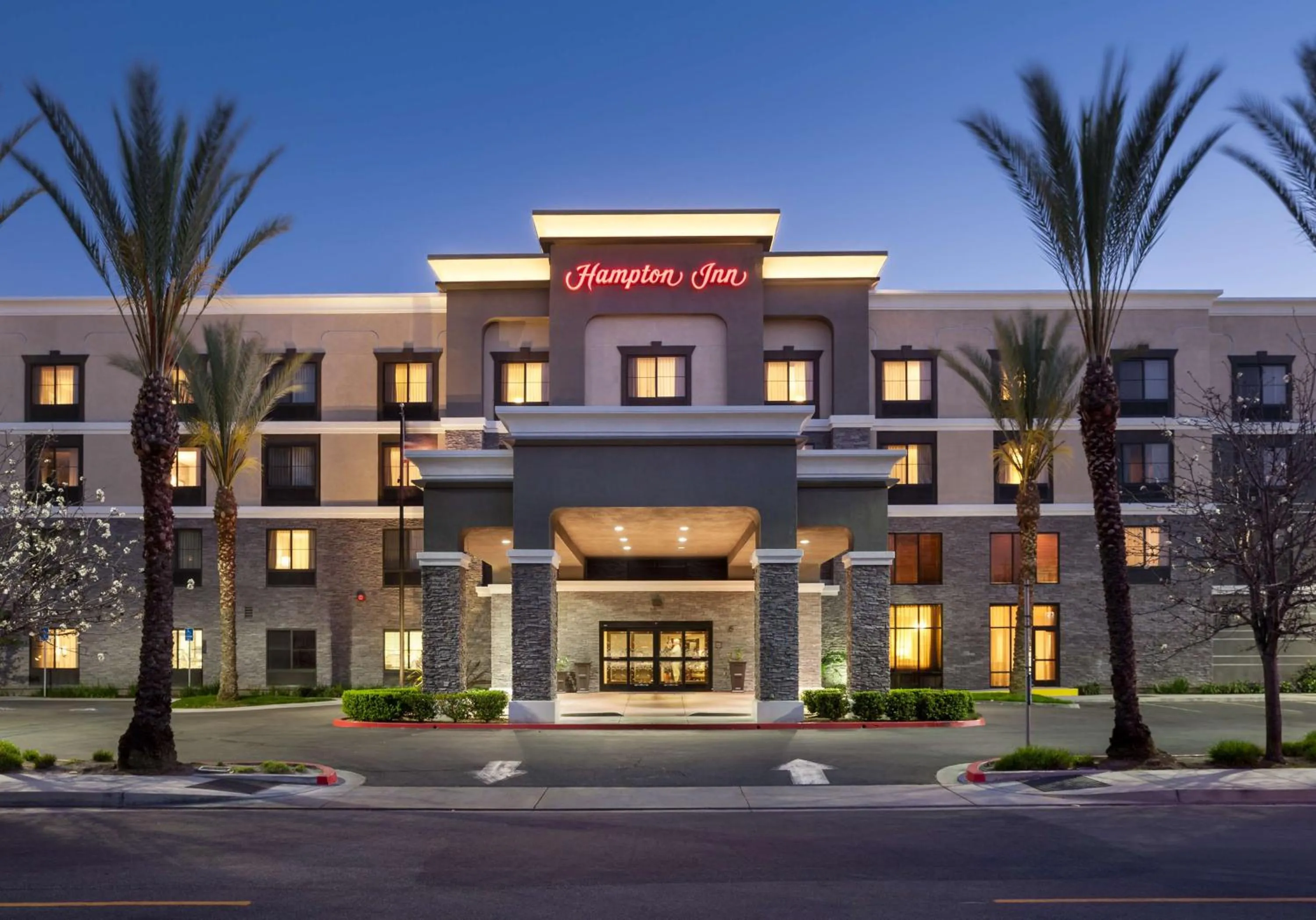 Property building in Hampton Inn Los Angeles Orange County Cypress