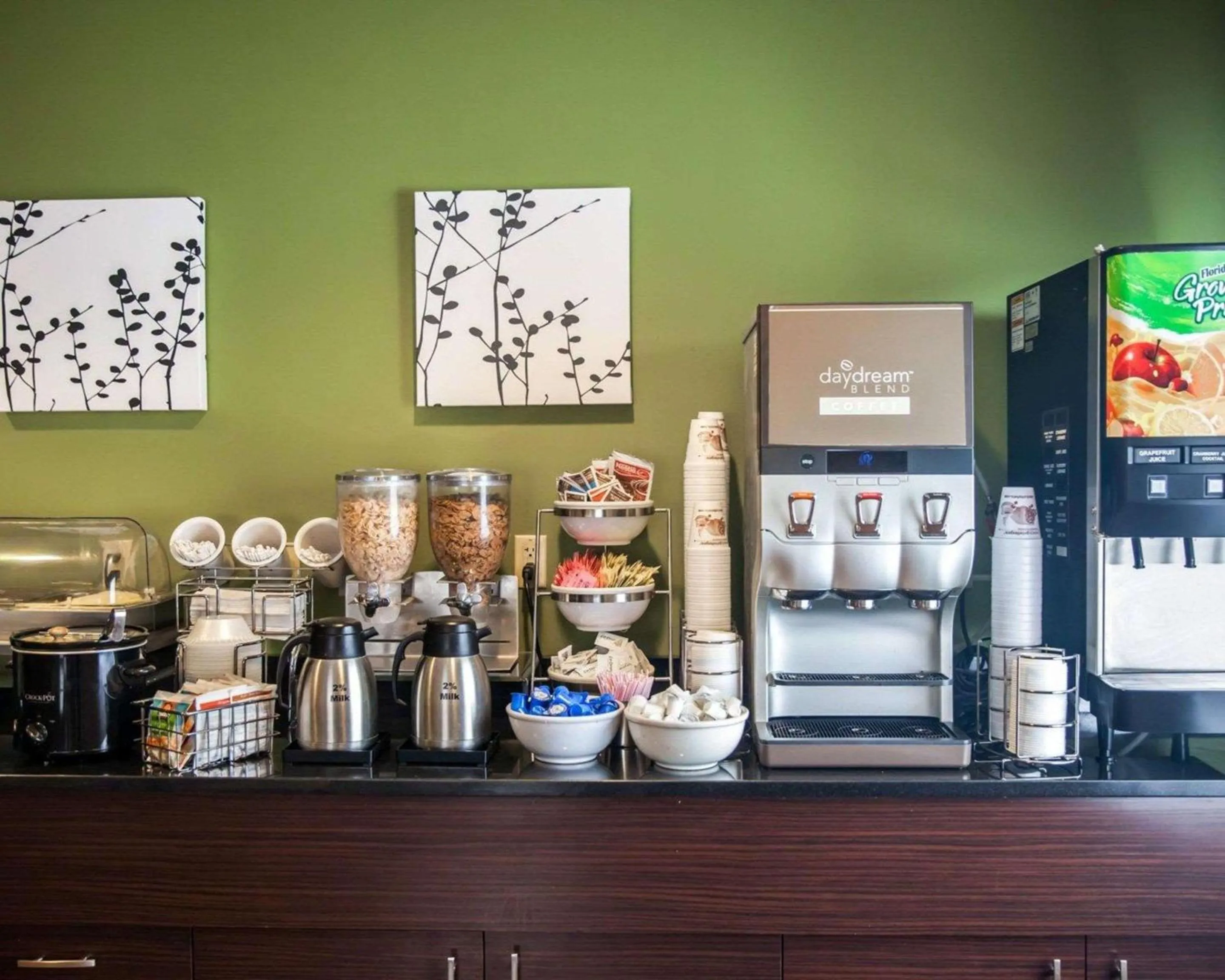 Restaurant/places to eat in Sleep Inn & Suites Hagerstown