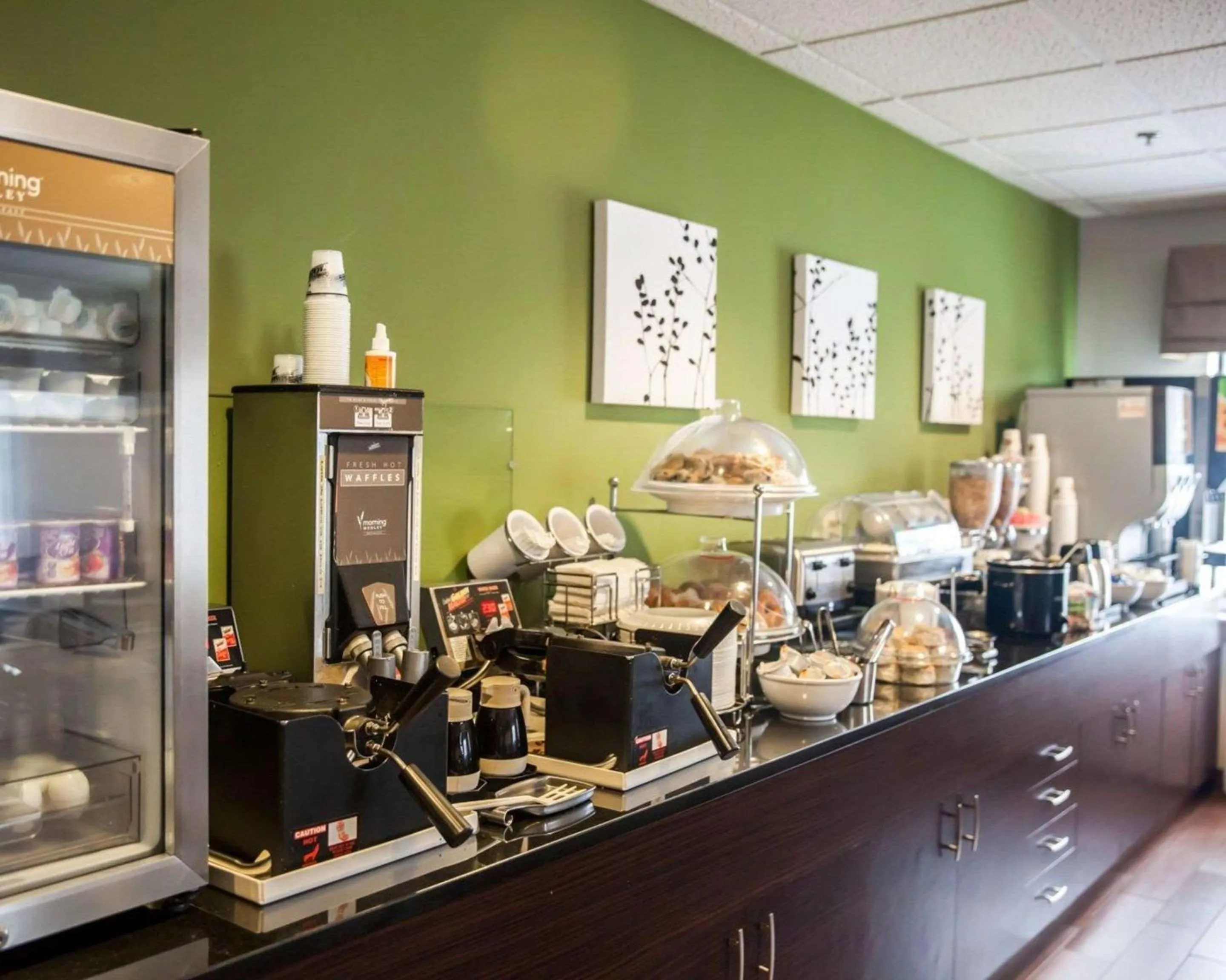 Restaurant/places to eat in Sleep Inn & Suites Hagerstown