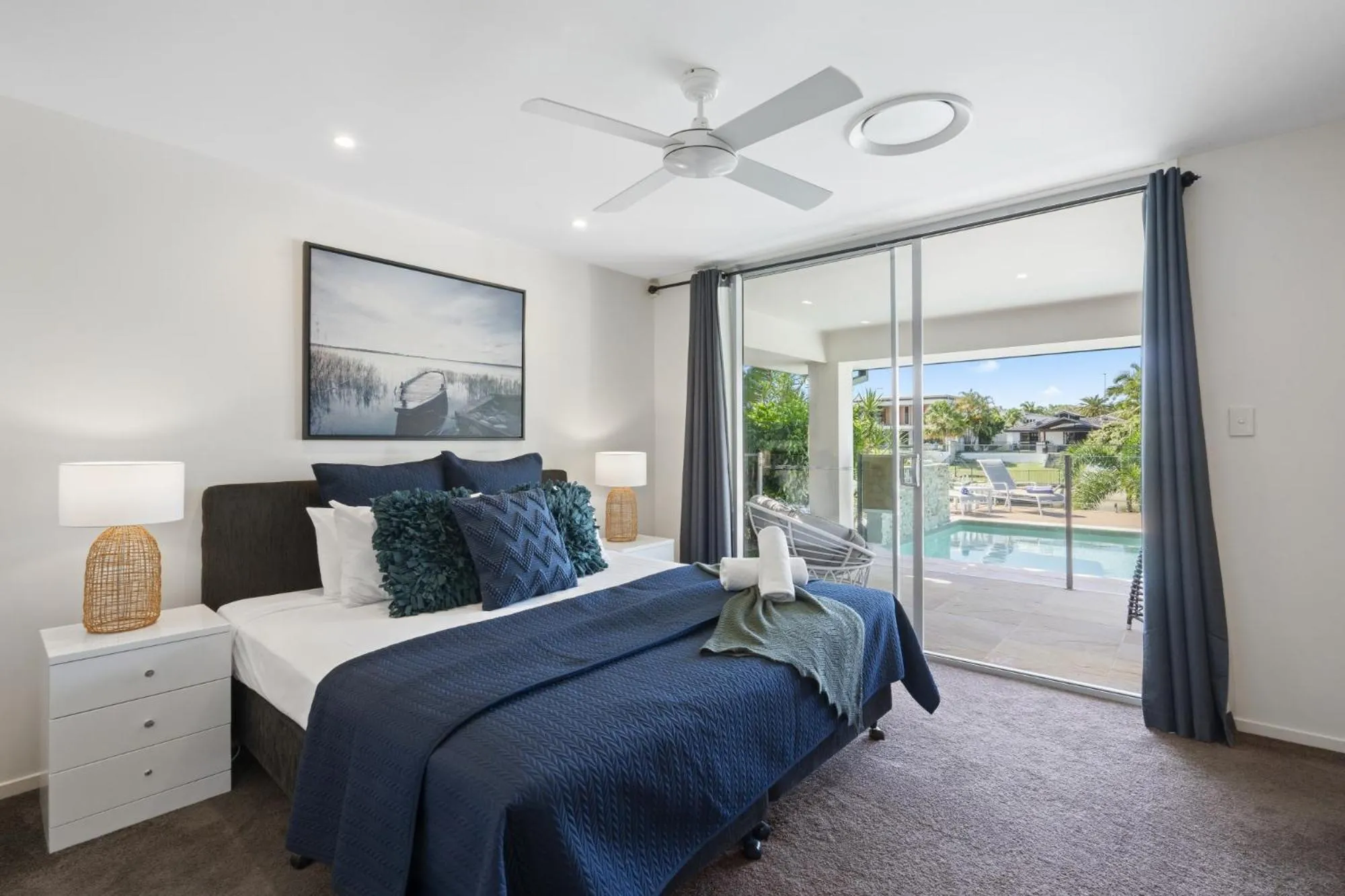Bed in Seaclusion Broadbeach