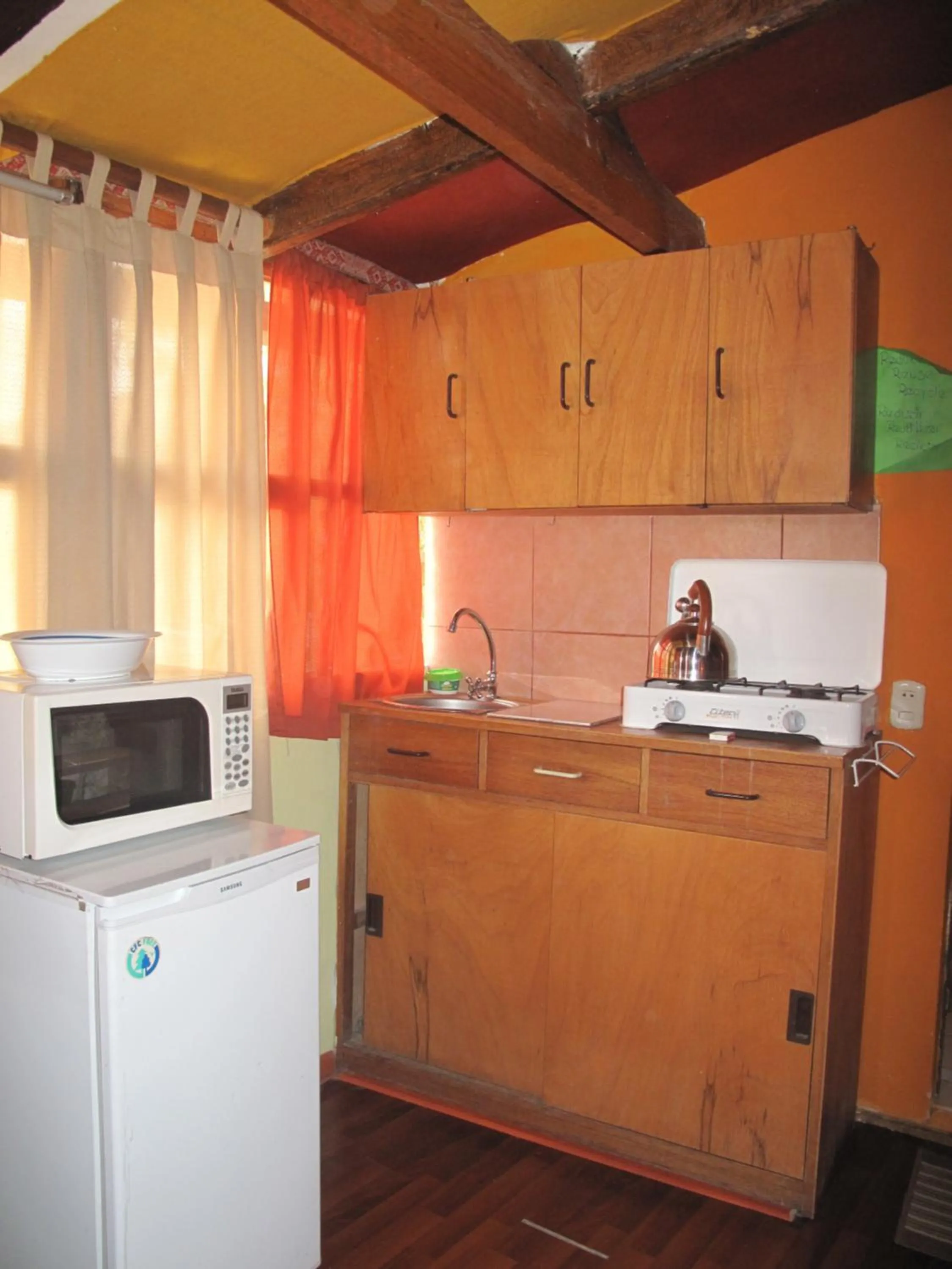 Kitchen or kitchenette in Casa De Mama Cusco - The Treehouse