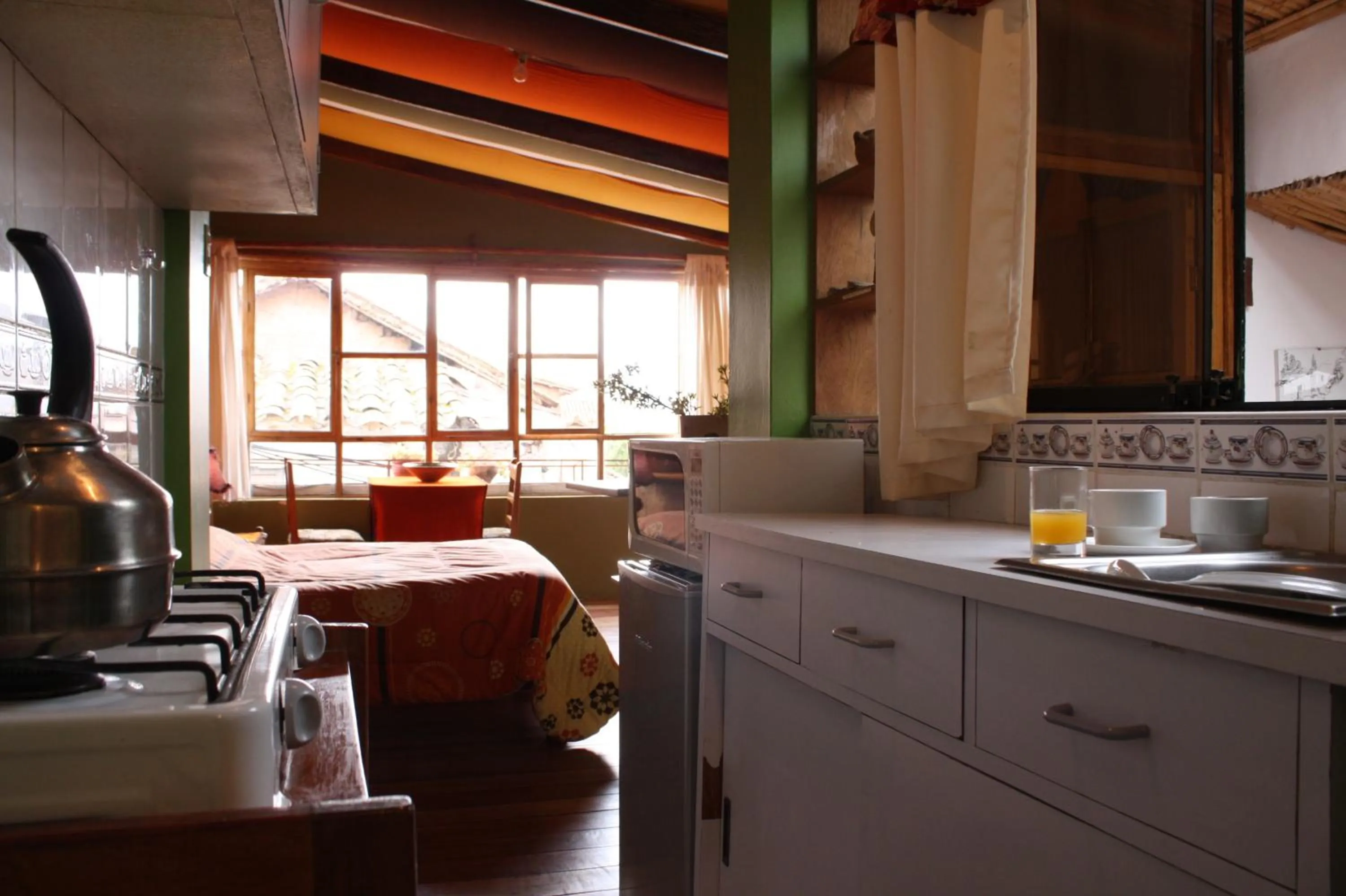 Photo of the whole room, Bed in Casa De Mama Cusco - The Treehouse
