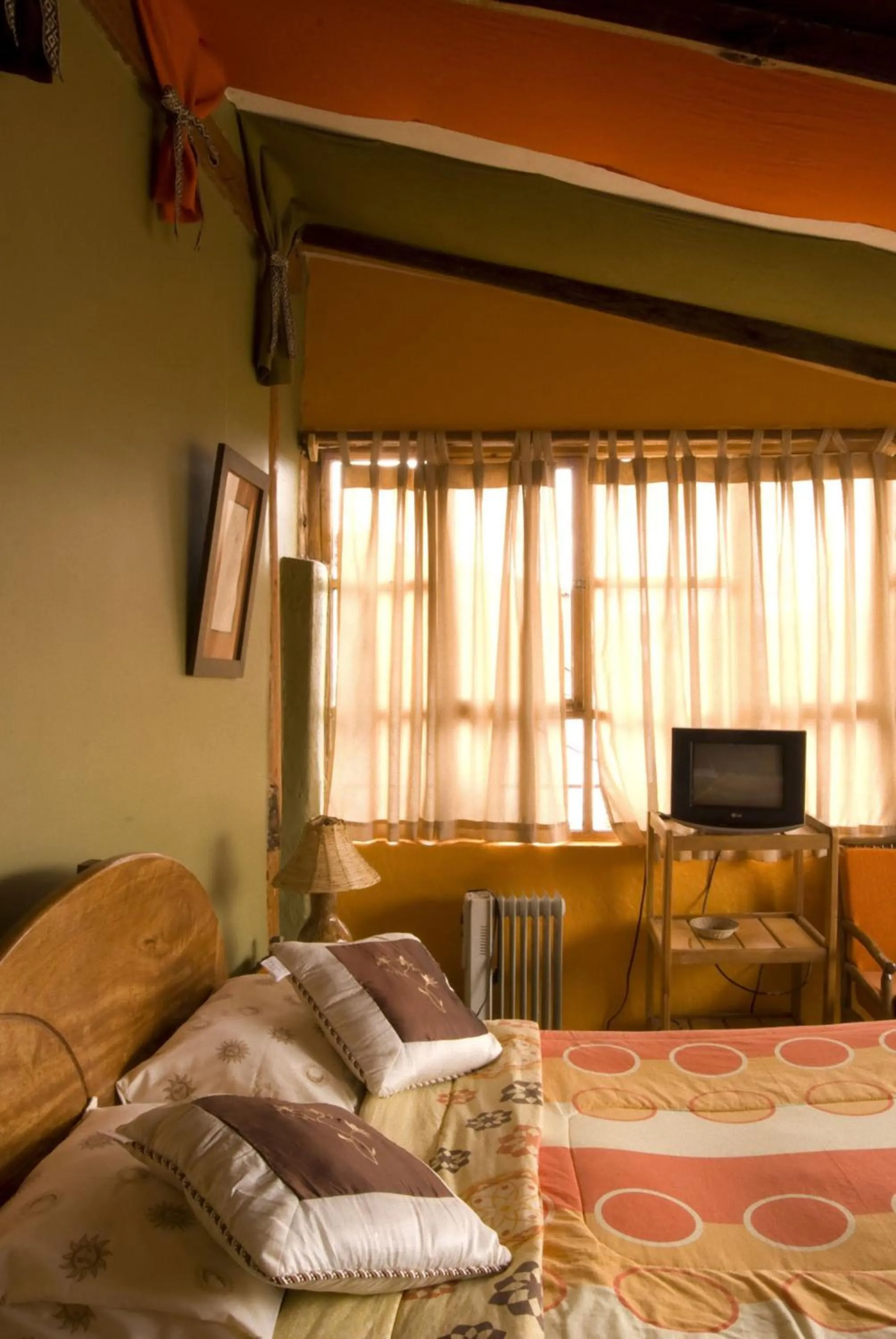 Photo of the whole room in Casa De Mama Cusco - The Treehouse