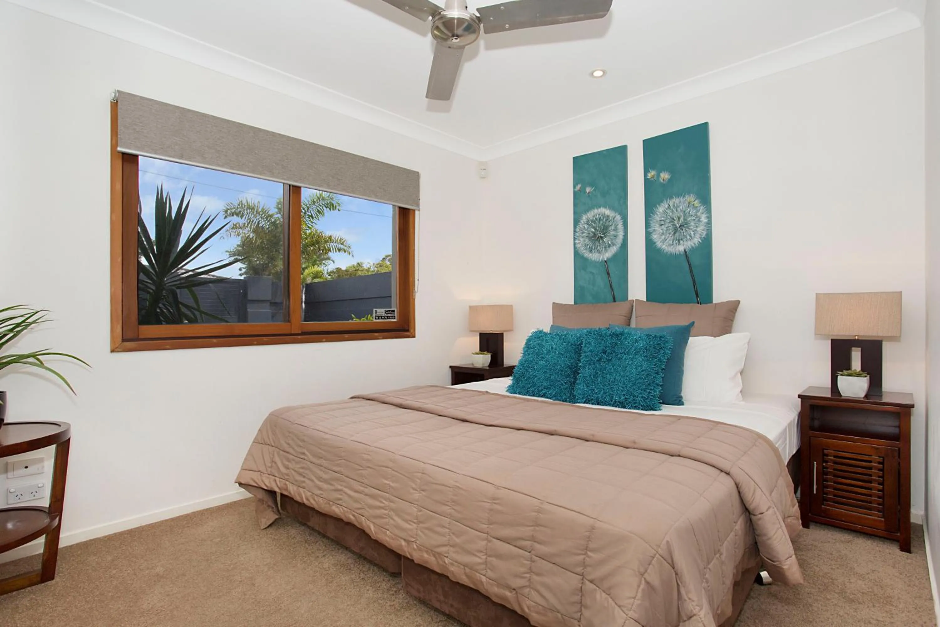 Bed in Flamingo Key