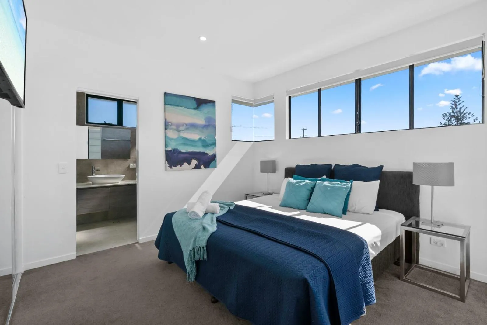 Bed in Sublime @ Broadbeach