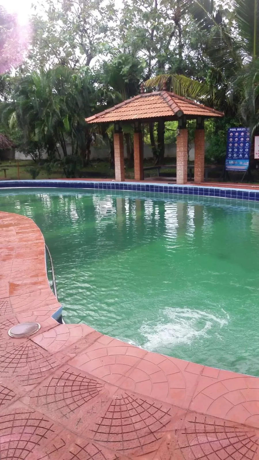 Swimming pool in Mermaid Resorts & Banquets