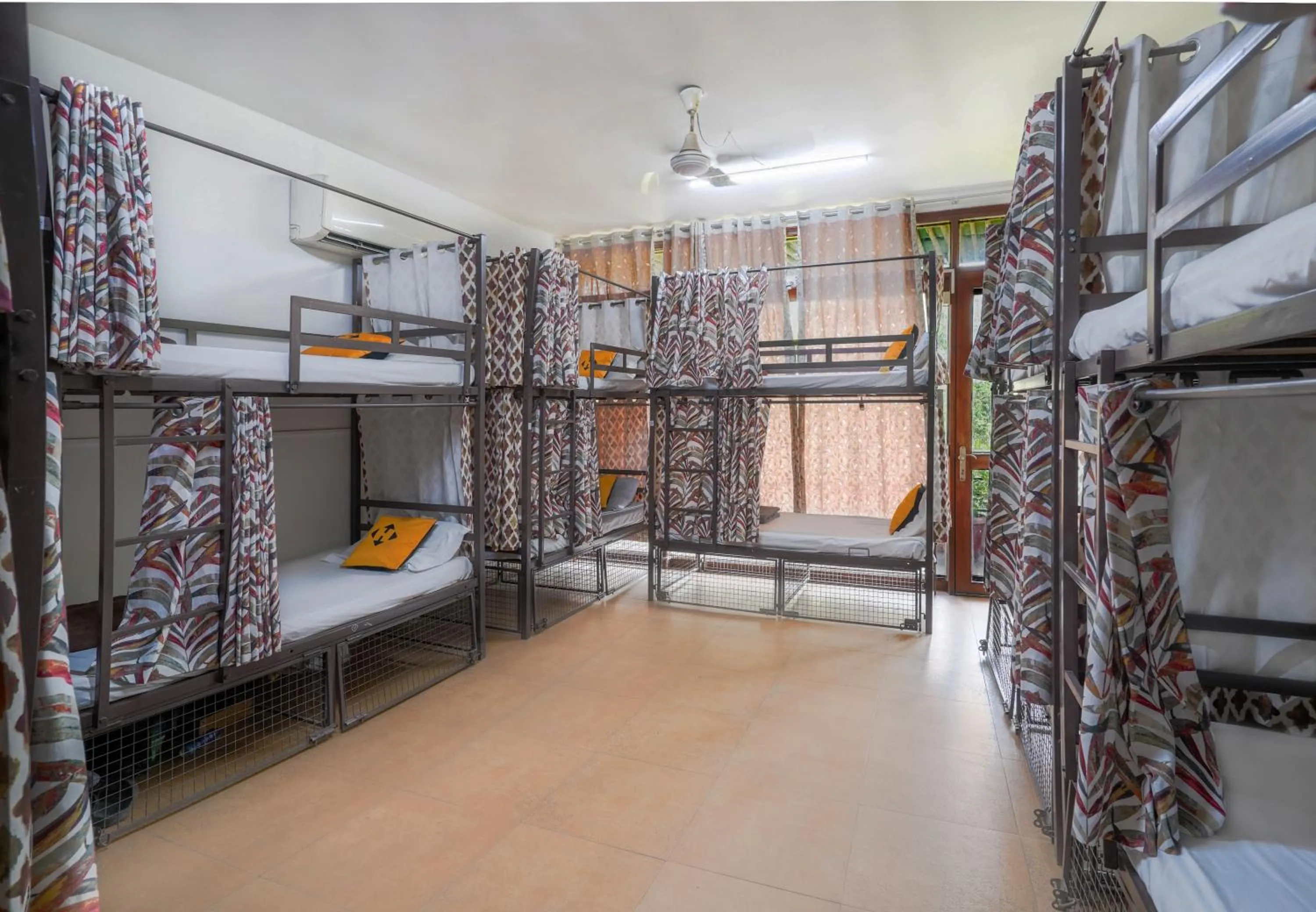 Bed in Hide-In Hostel Delhi