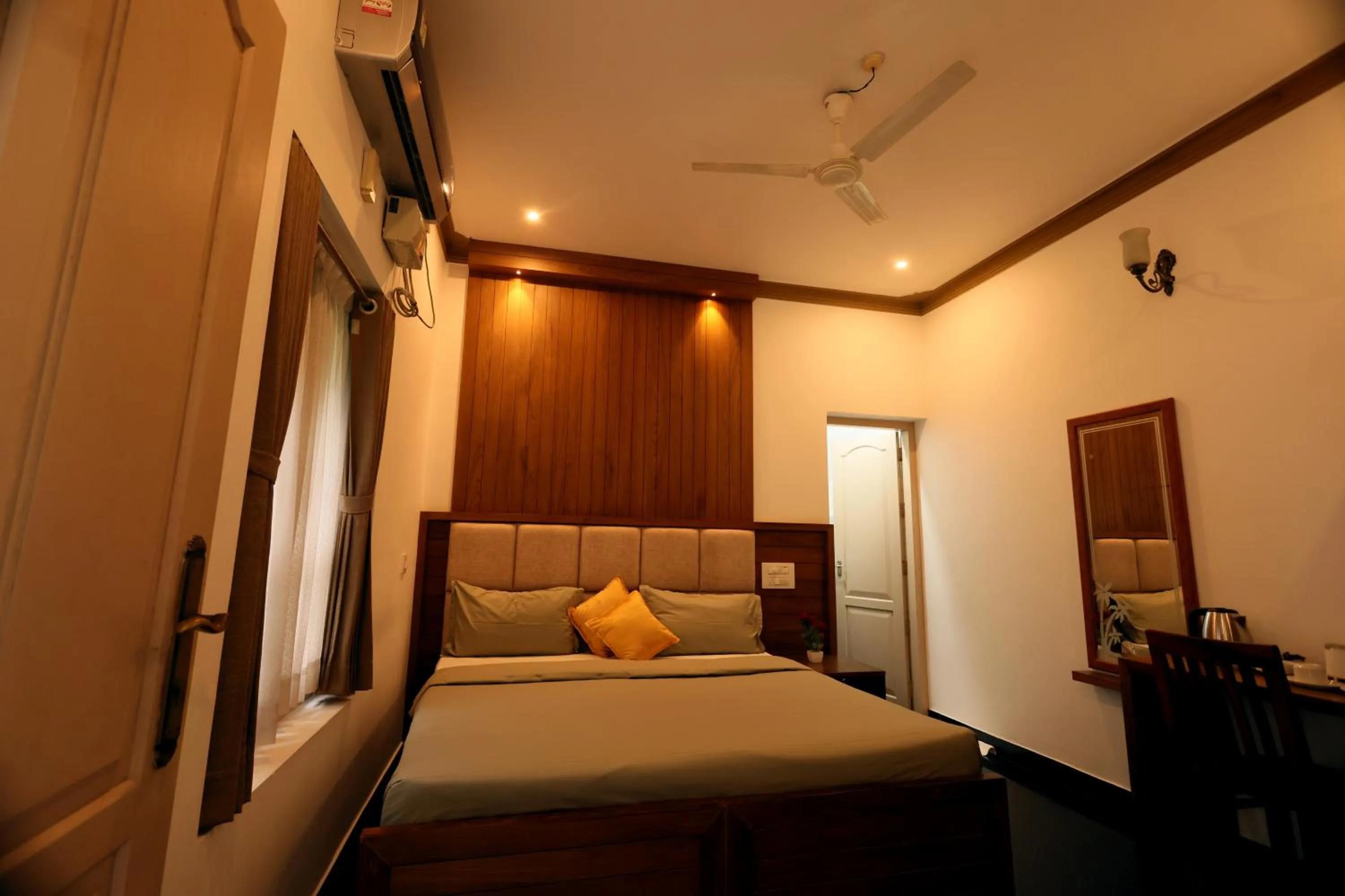 Bed in Ideal Ayurvedic Resort Kovalam