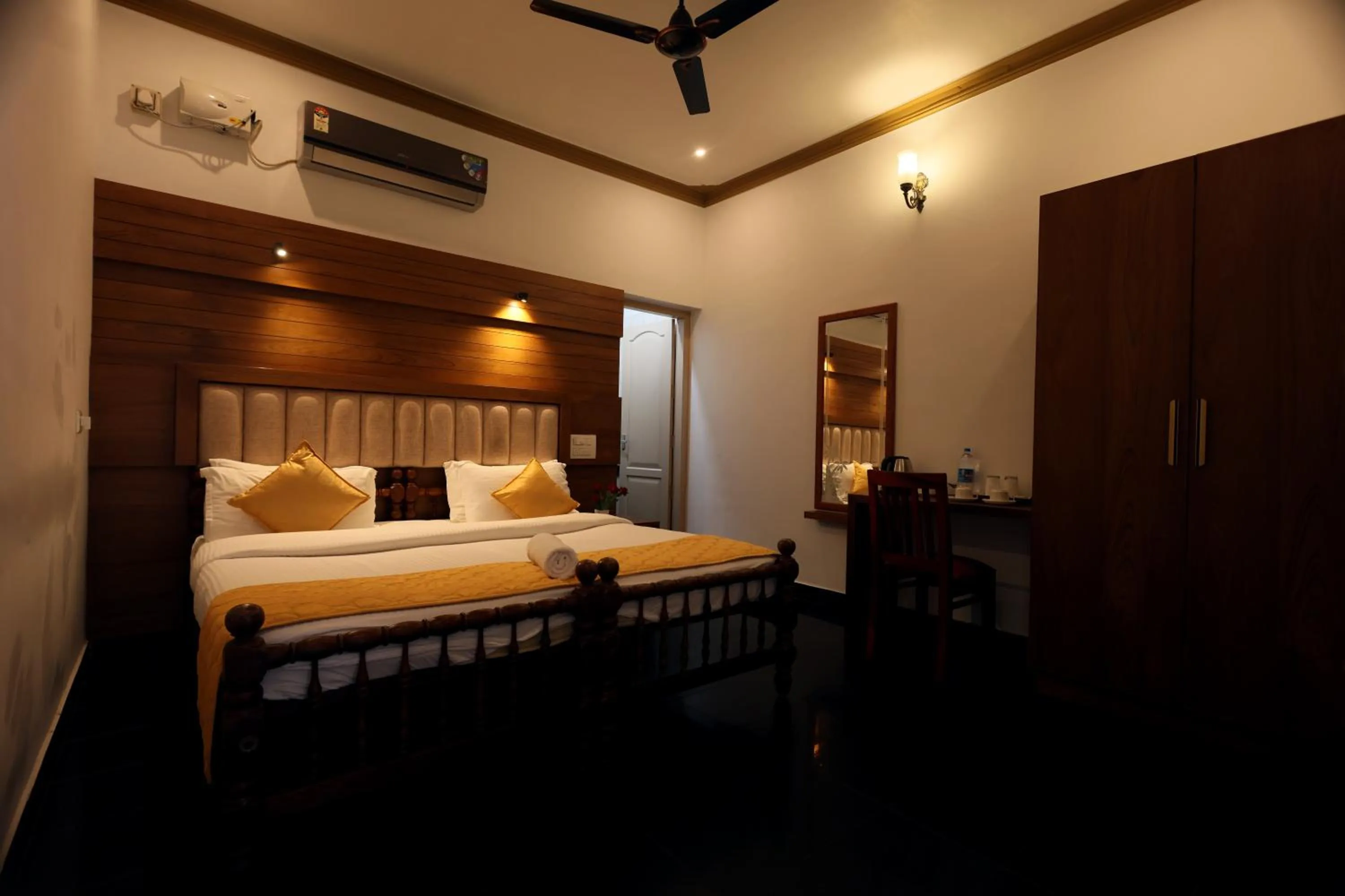 Bed in Ideal Ayurvedic Resort Kovalam