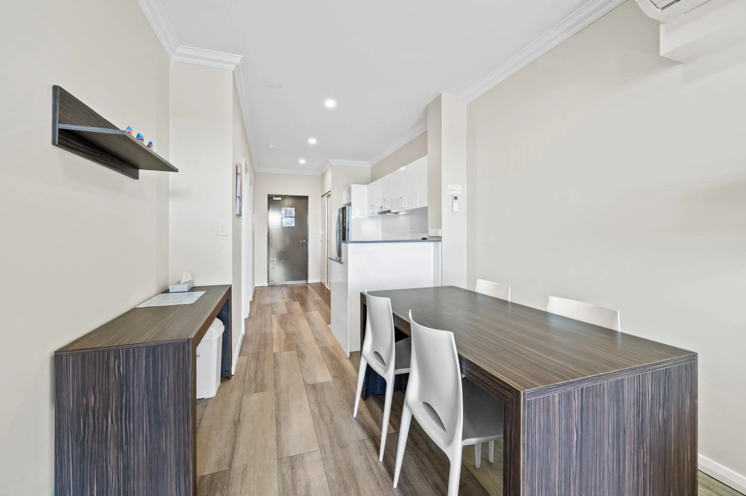 Dining area in Dolphin Quay Apartments