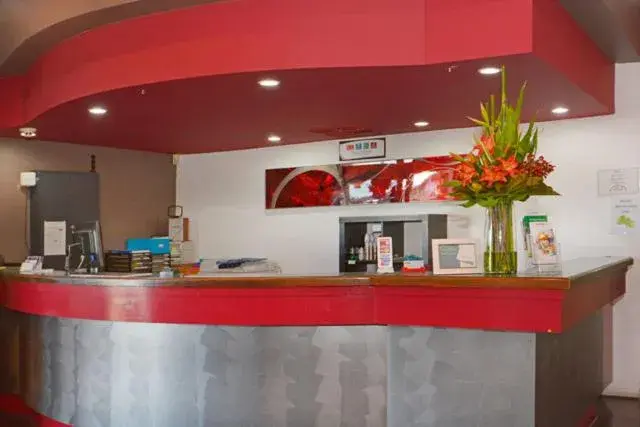 Lobby or reception in Mandurah Motel and Apartments Lobby or reception in Mandurah Motel and Apartments